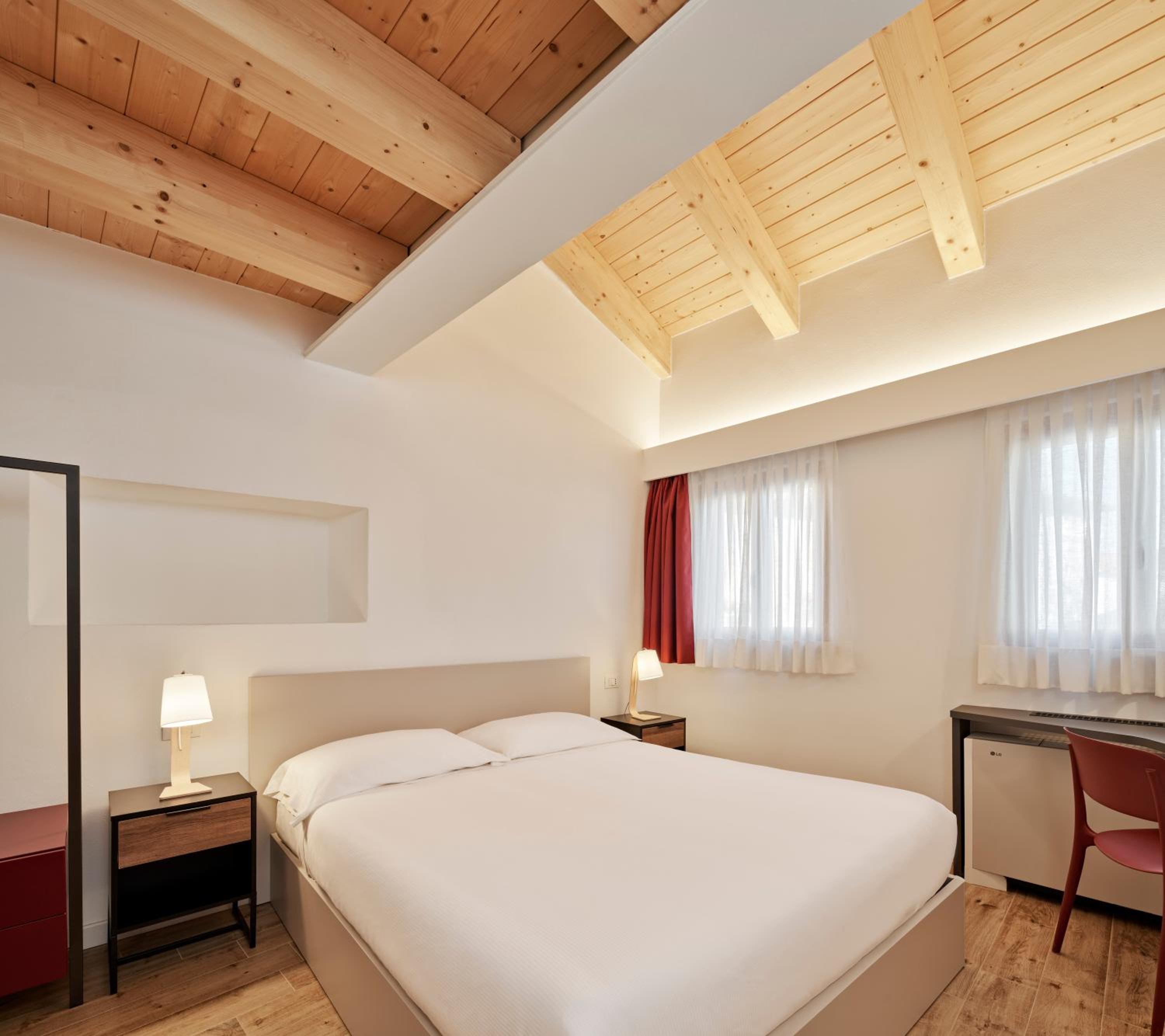 Double Room - Photo 5