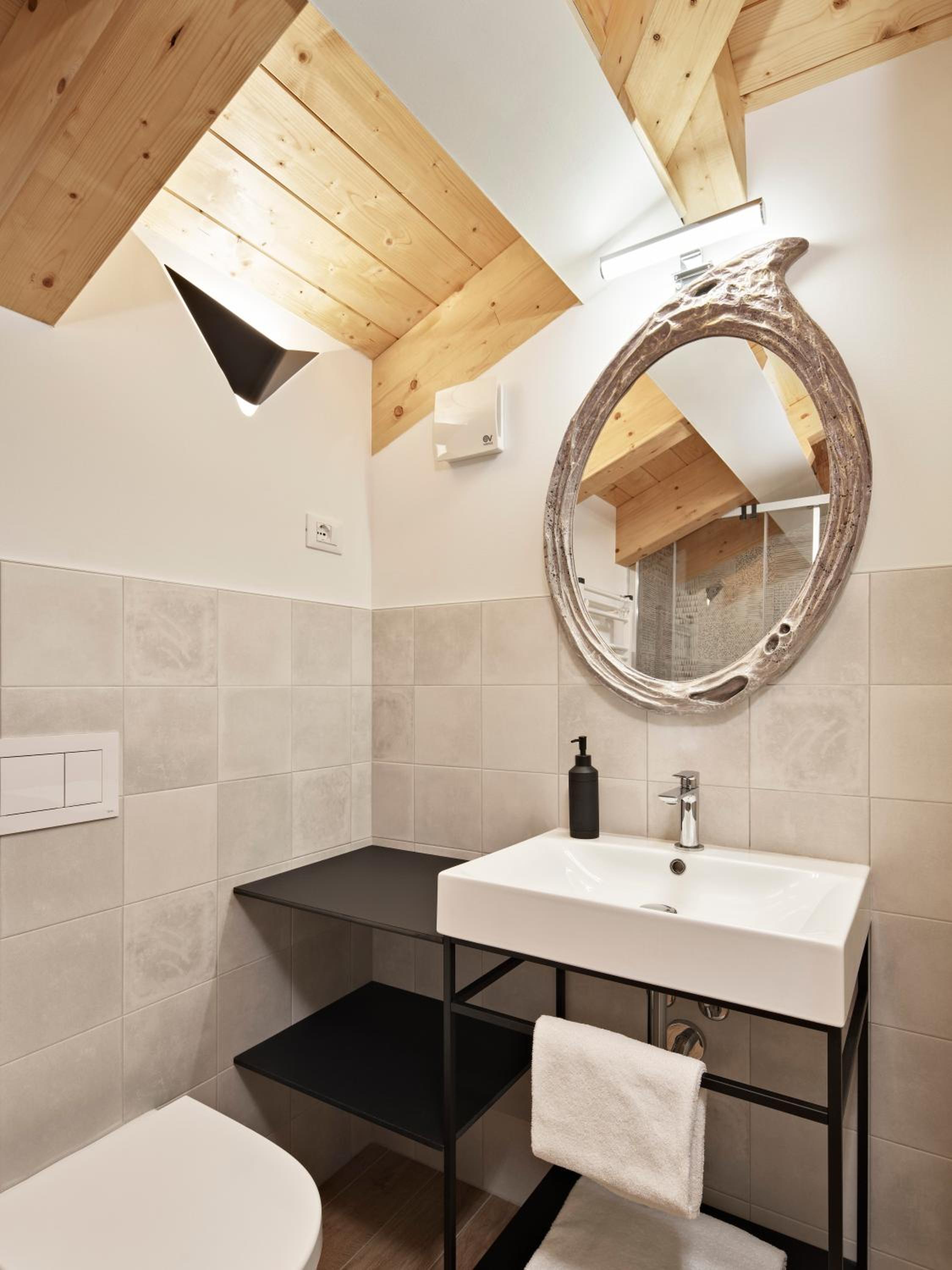 Double Room - Photo 4