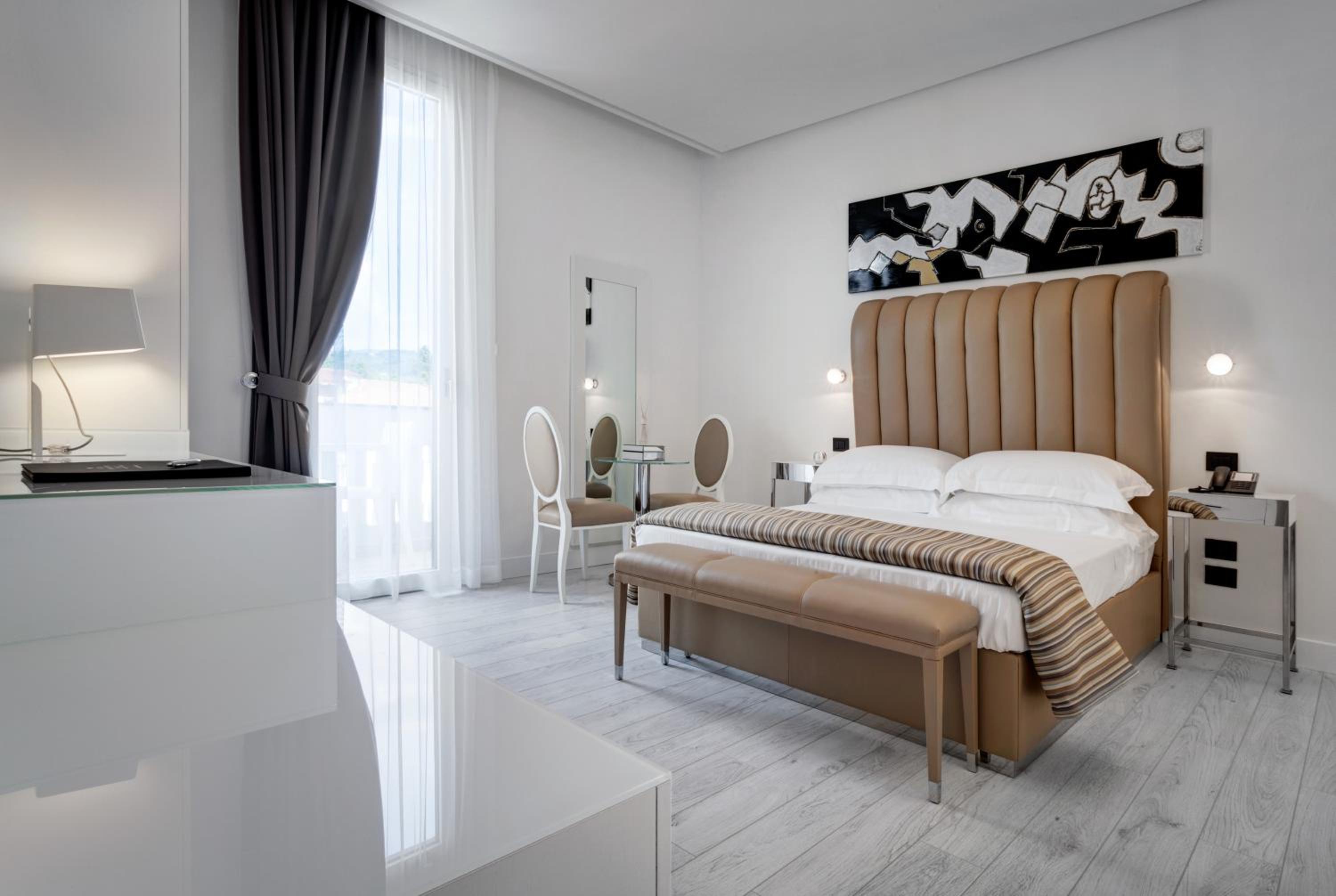 Junior Suite - Photo 6
