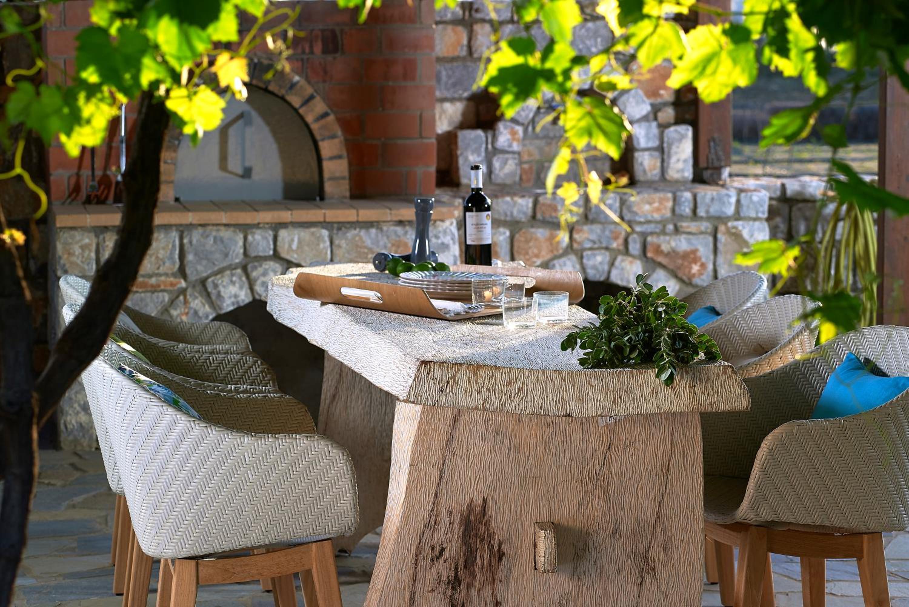 Villa photo 1