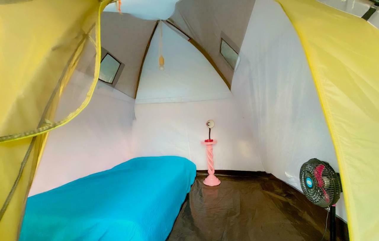Camping Tent photo 1