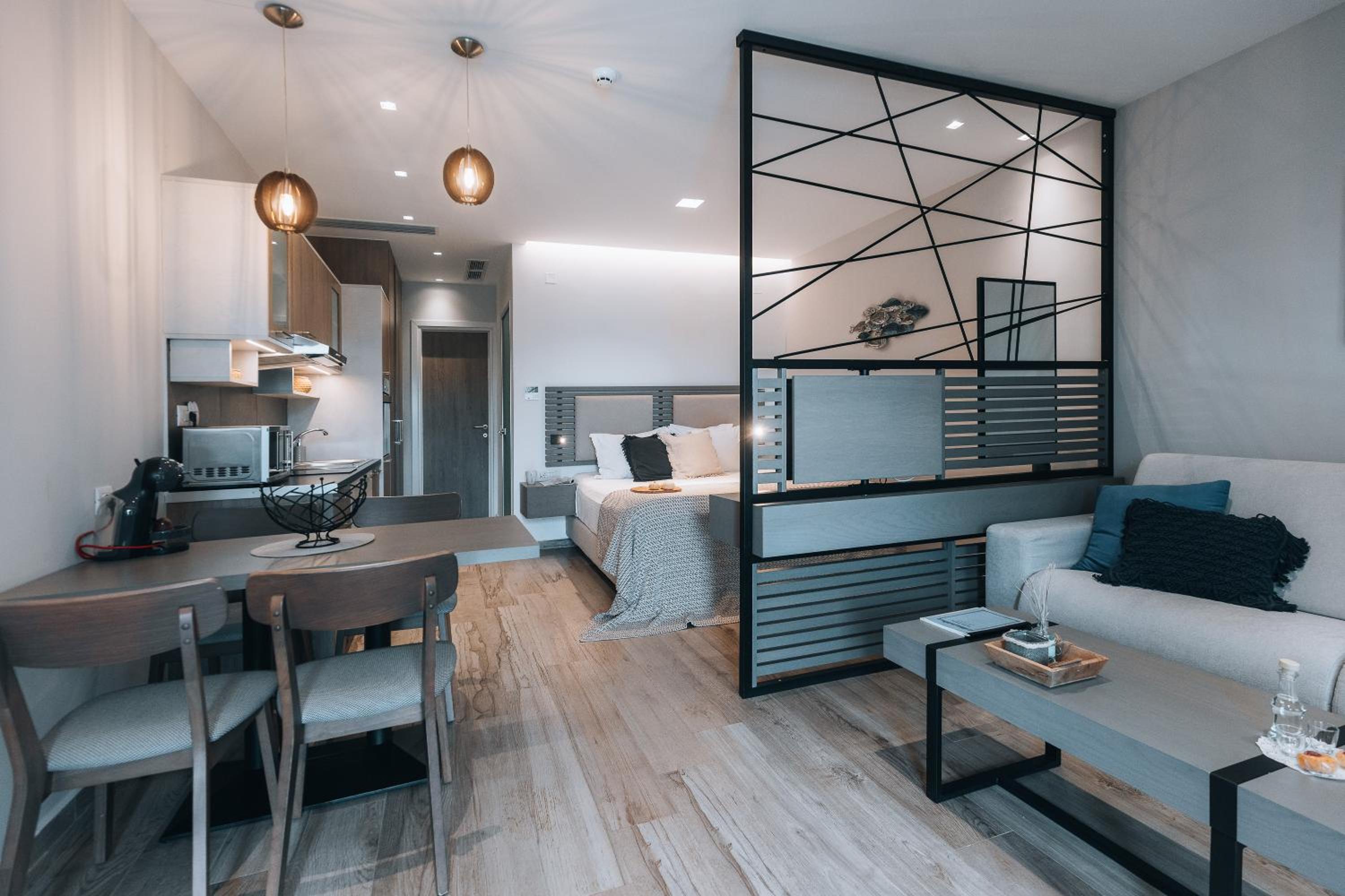 Deluxe Apartment with Sea View