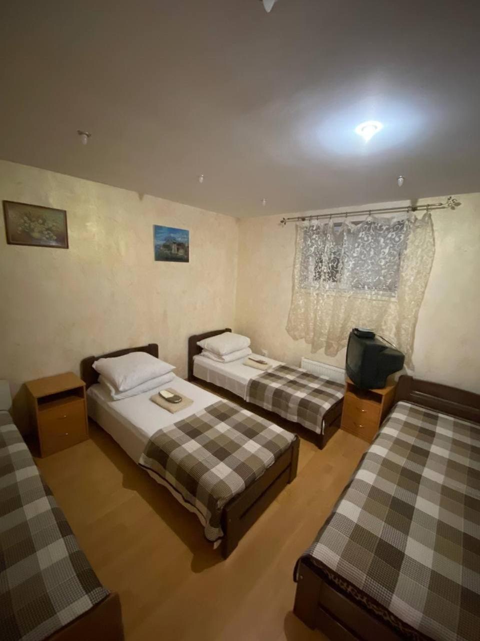 Economy Quadruple Room photo 1