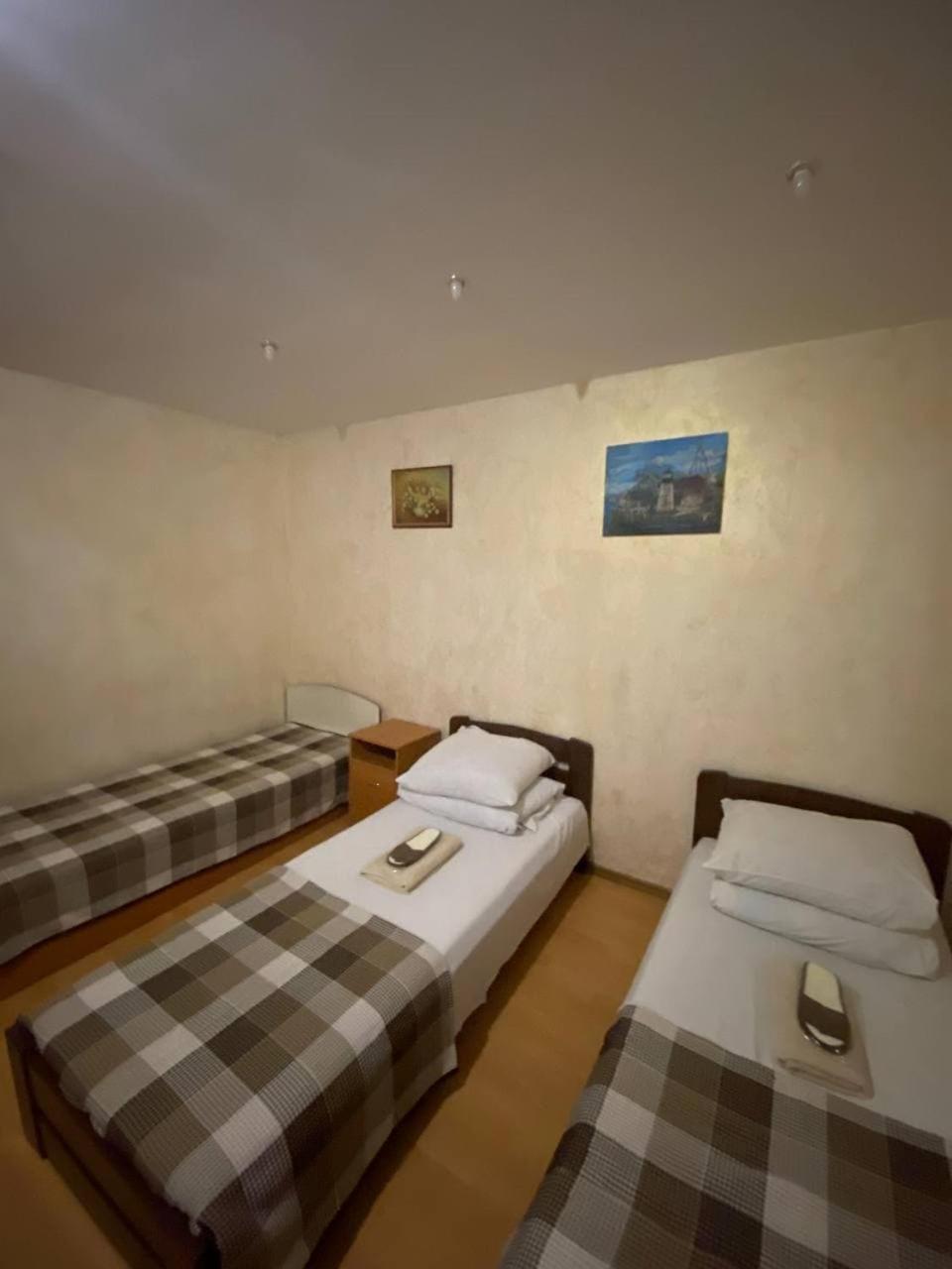 Economy Quadruple Room photo 3