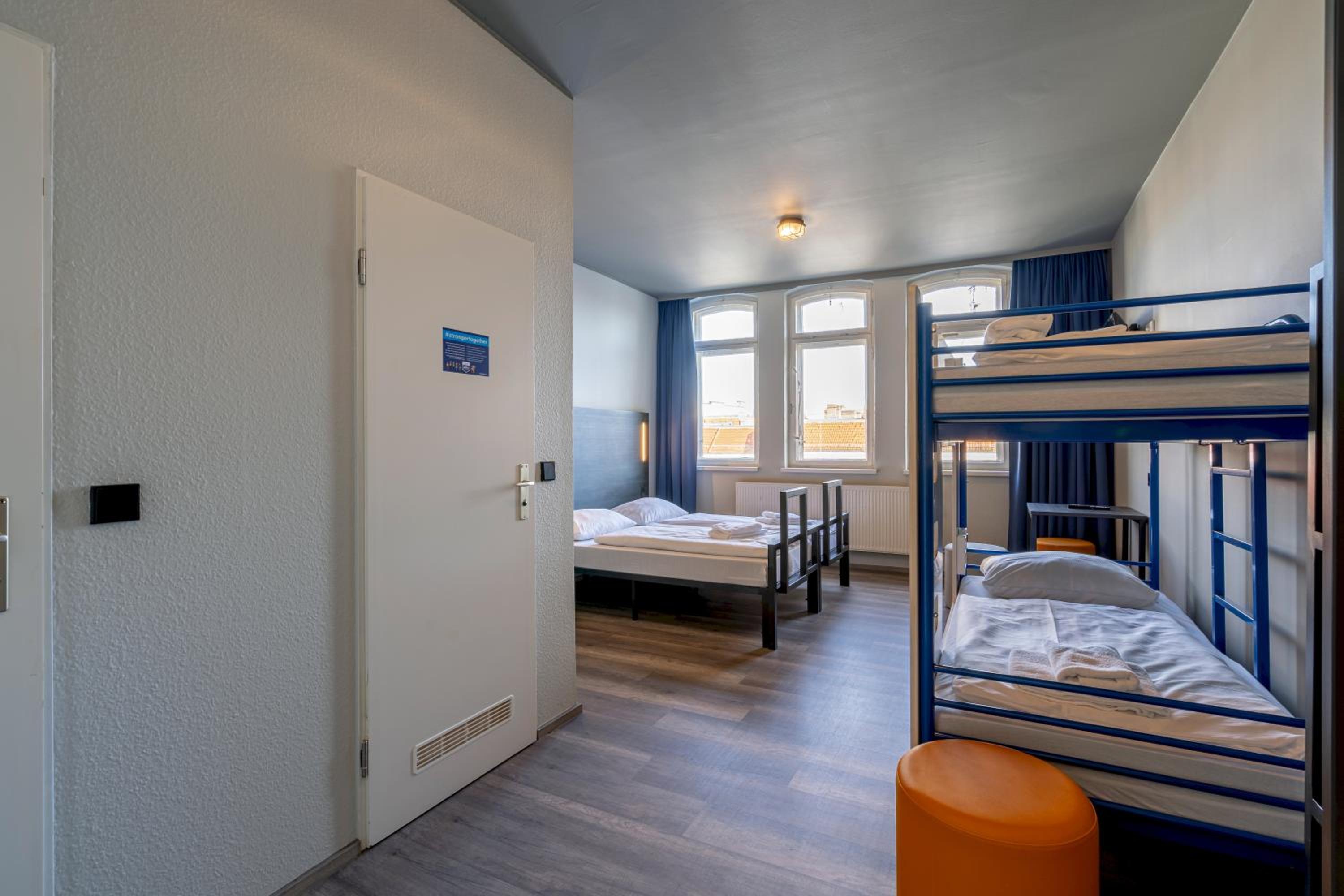 Quadruple Room - Photo 1