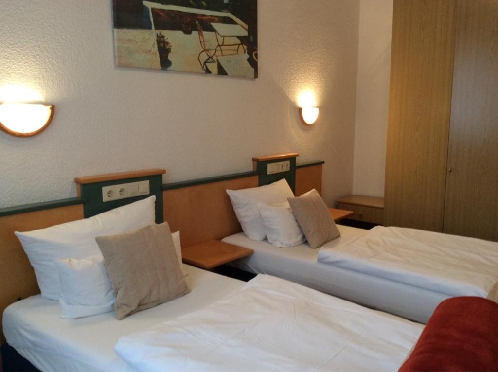 Double Room - Photo 1