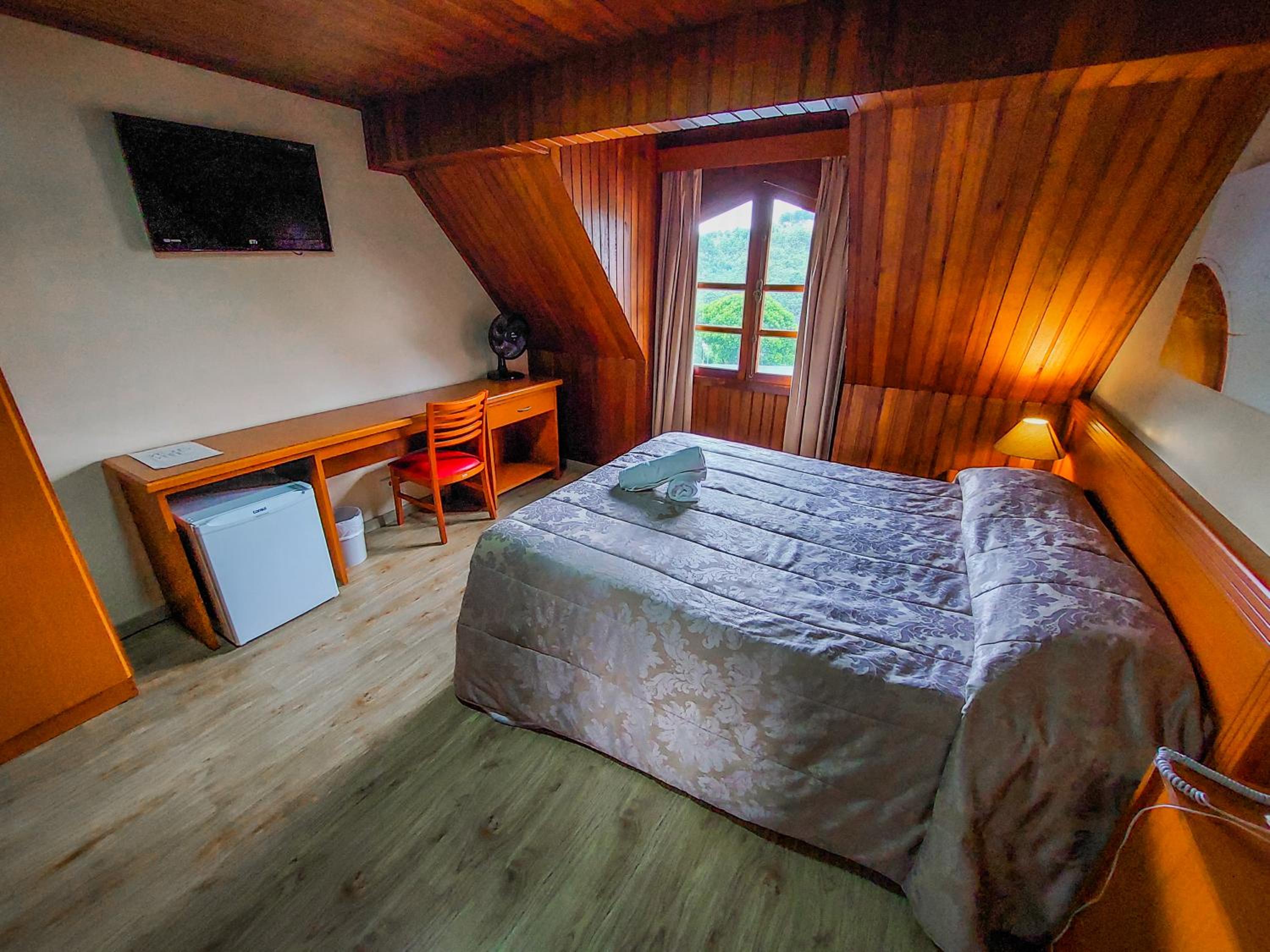 Superior Double Room with double bed, photo 7