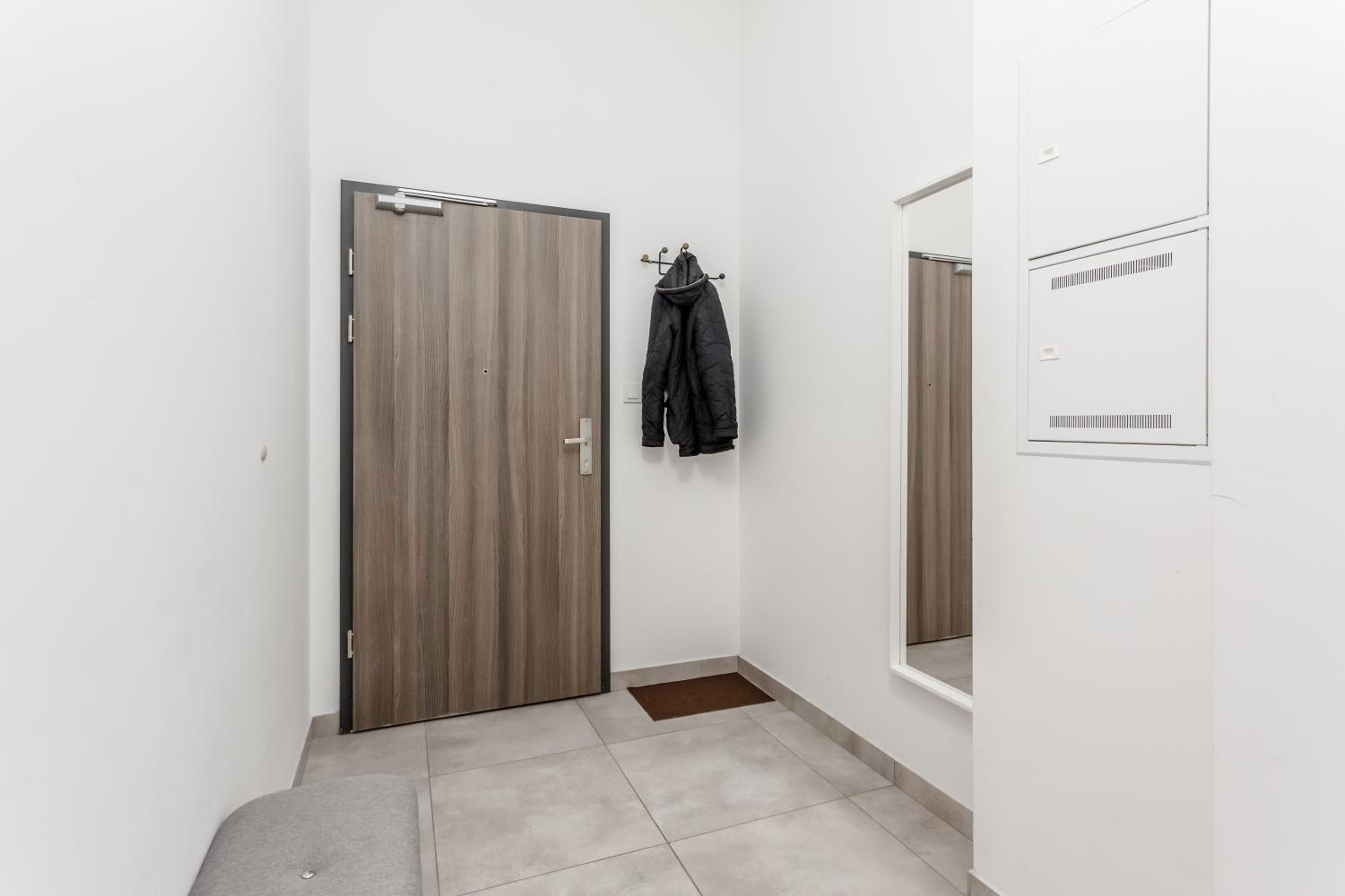 Apartment - Ground Floor - Photo 3