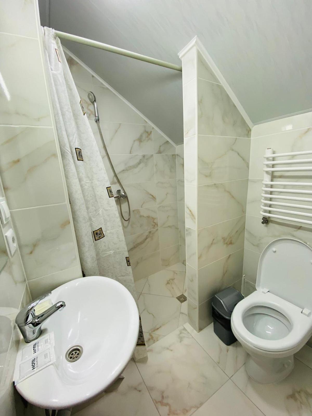 Standard Double or Twin Room photo 2