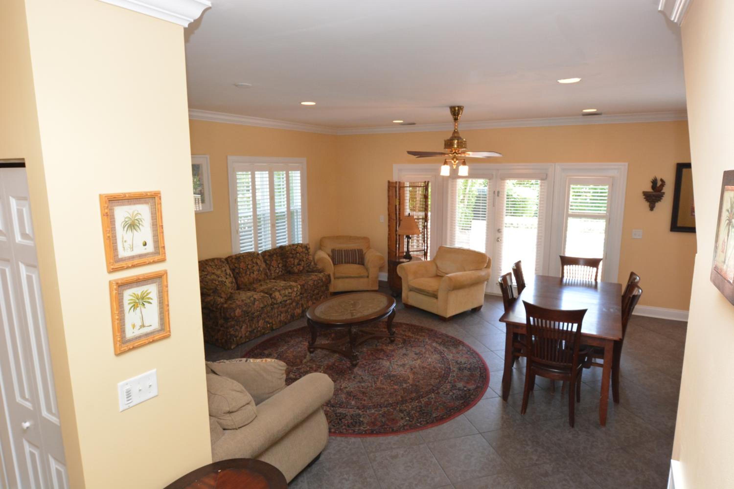 Four-Bedroom House photo 1
