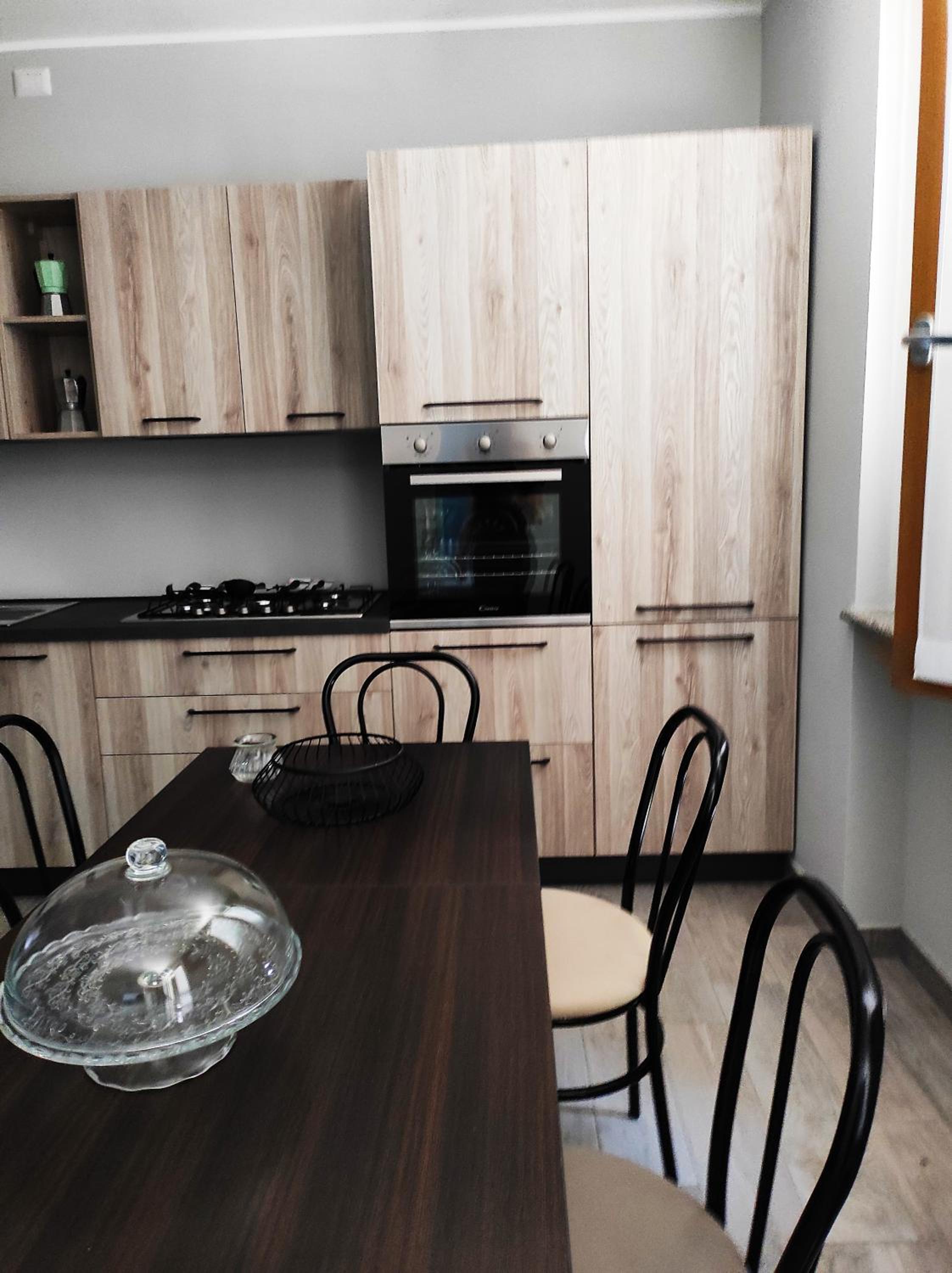 One-Bedroom House - Photo 7