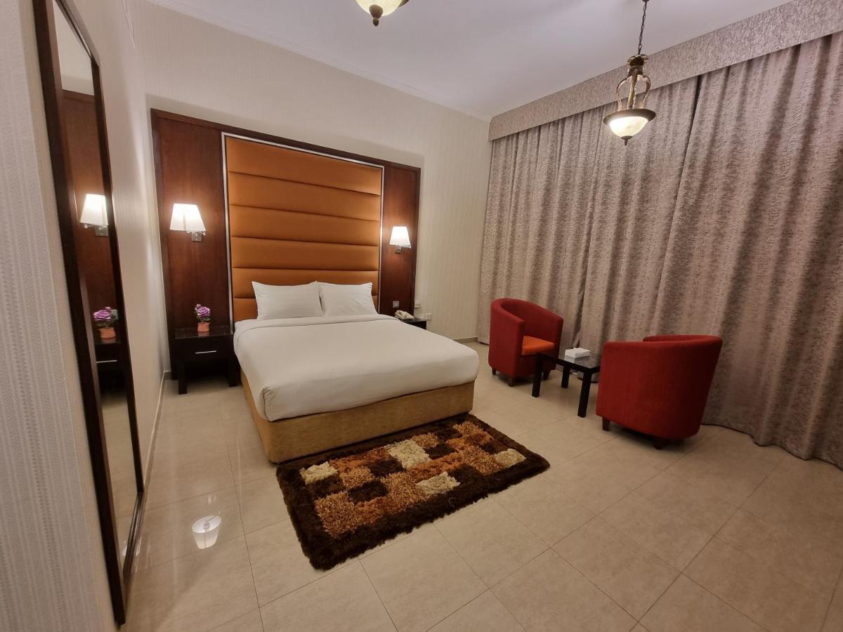 Deluxe Double Room photo 2