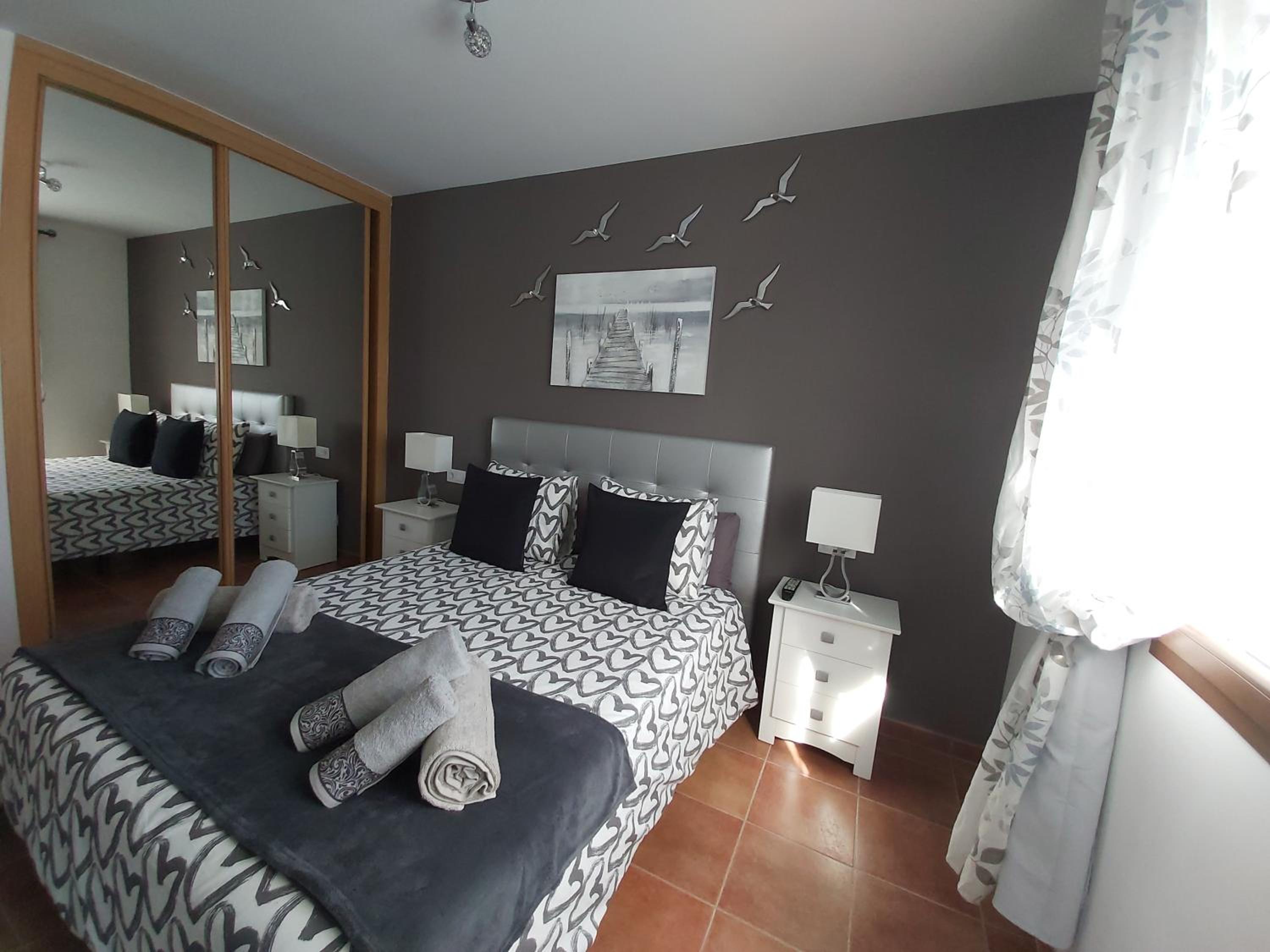Three-Bedroom Villa photo 2