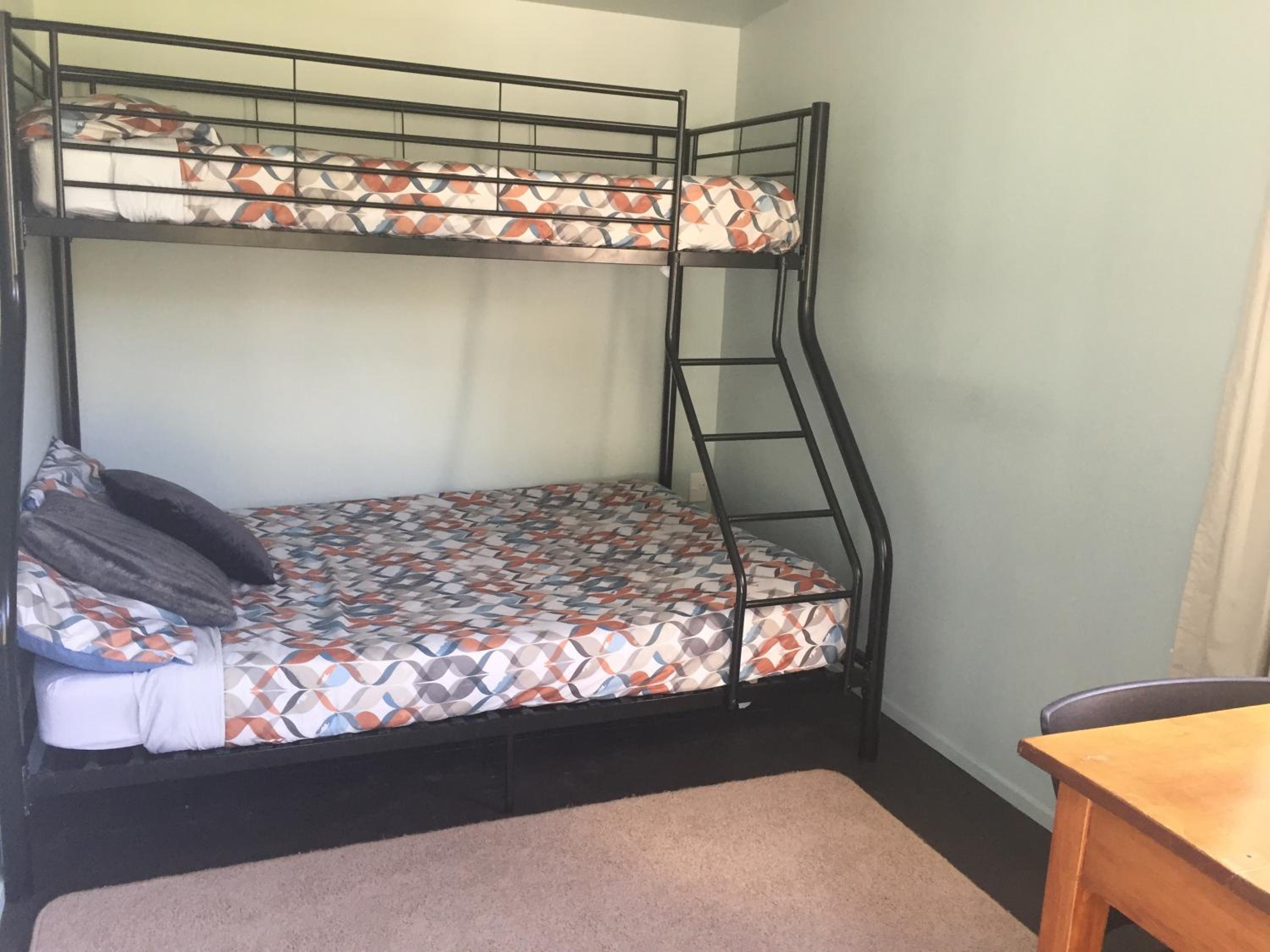Basic Triple Room photo 1