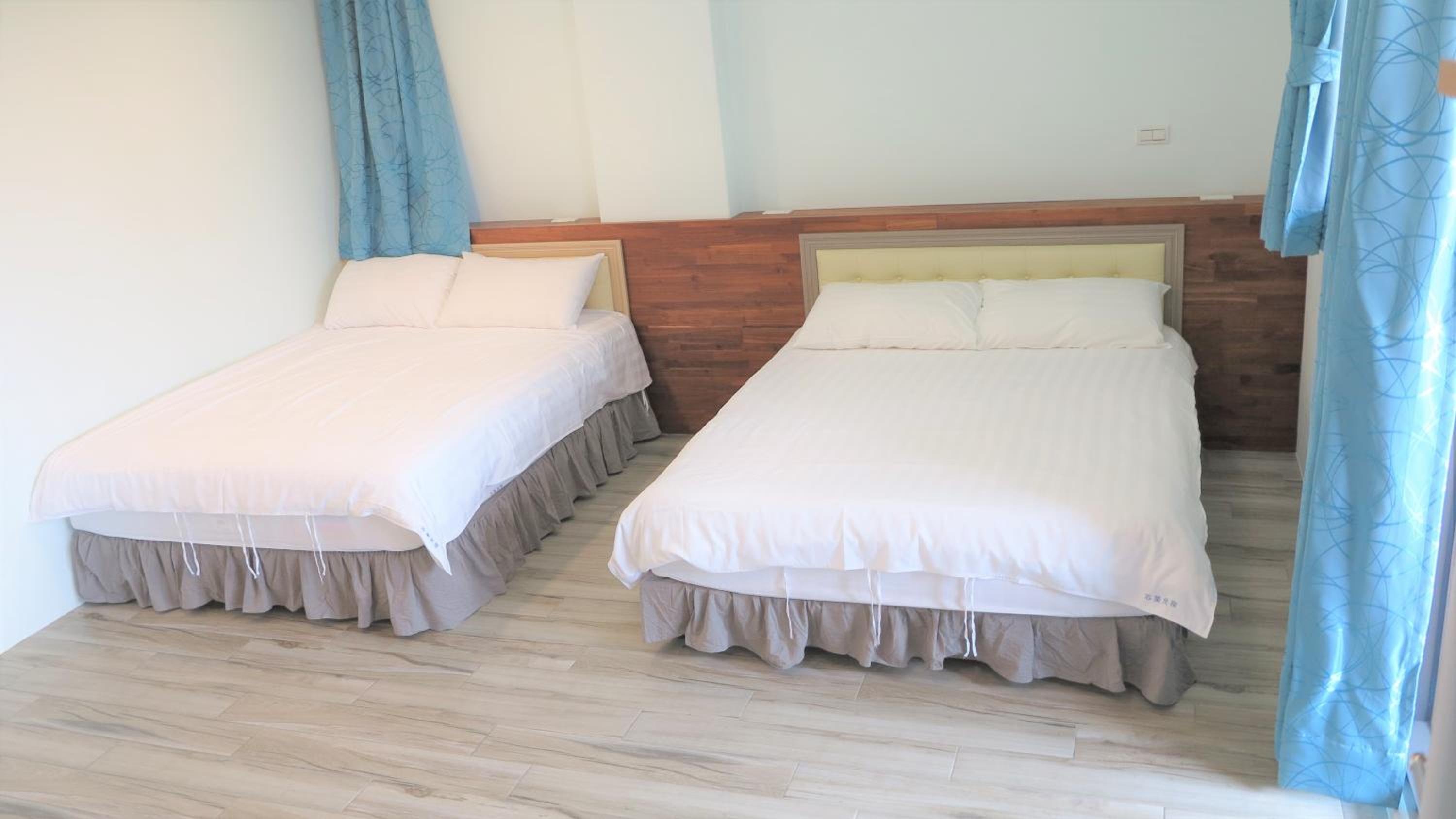 Quadruple Room with Balcony photo 2