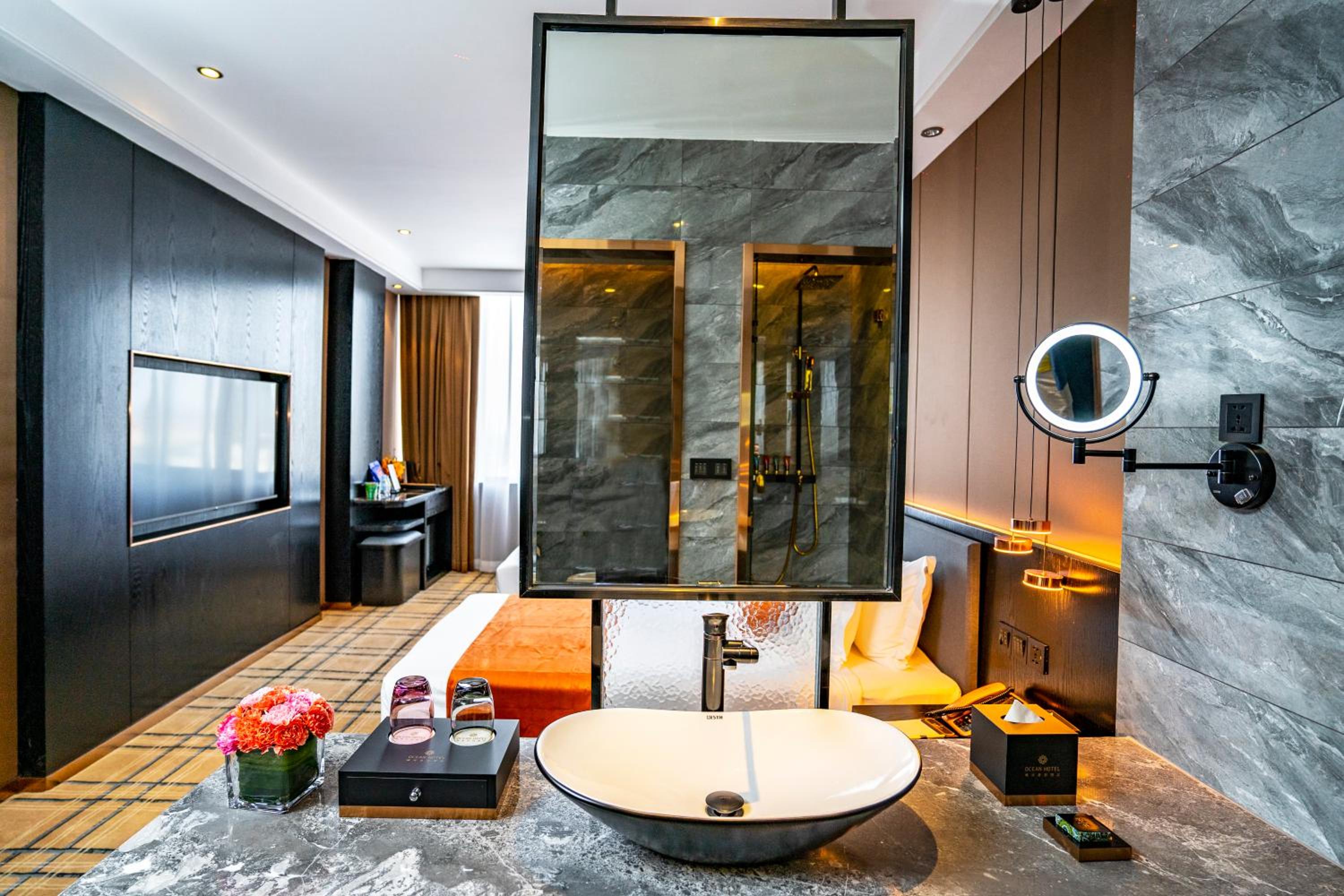 Superior Twin Room - Photo 11