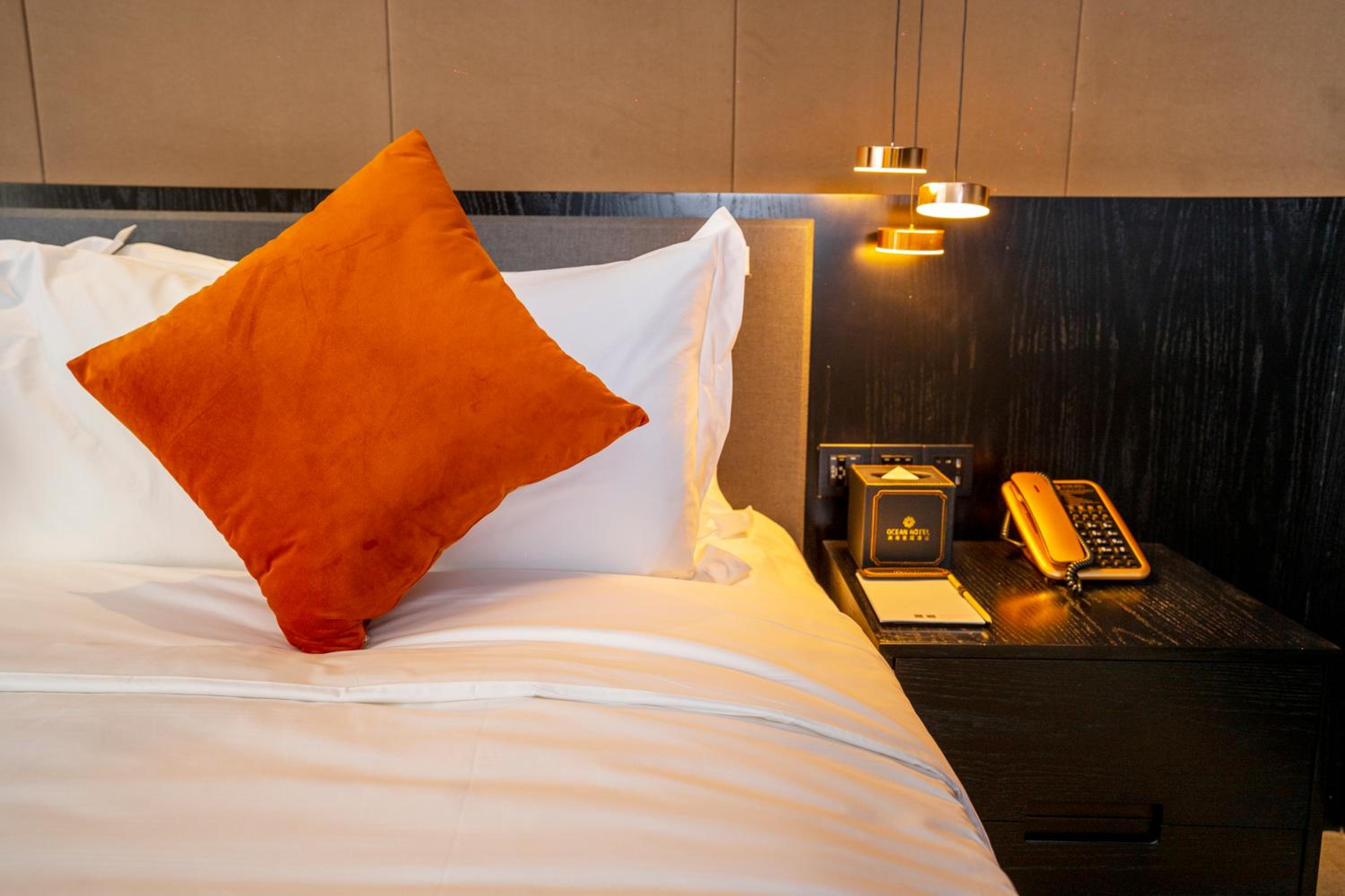  Superior King Room - Photo 6