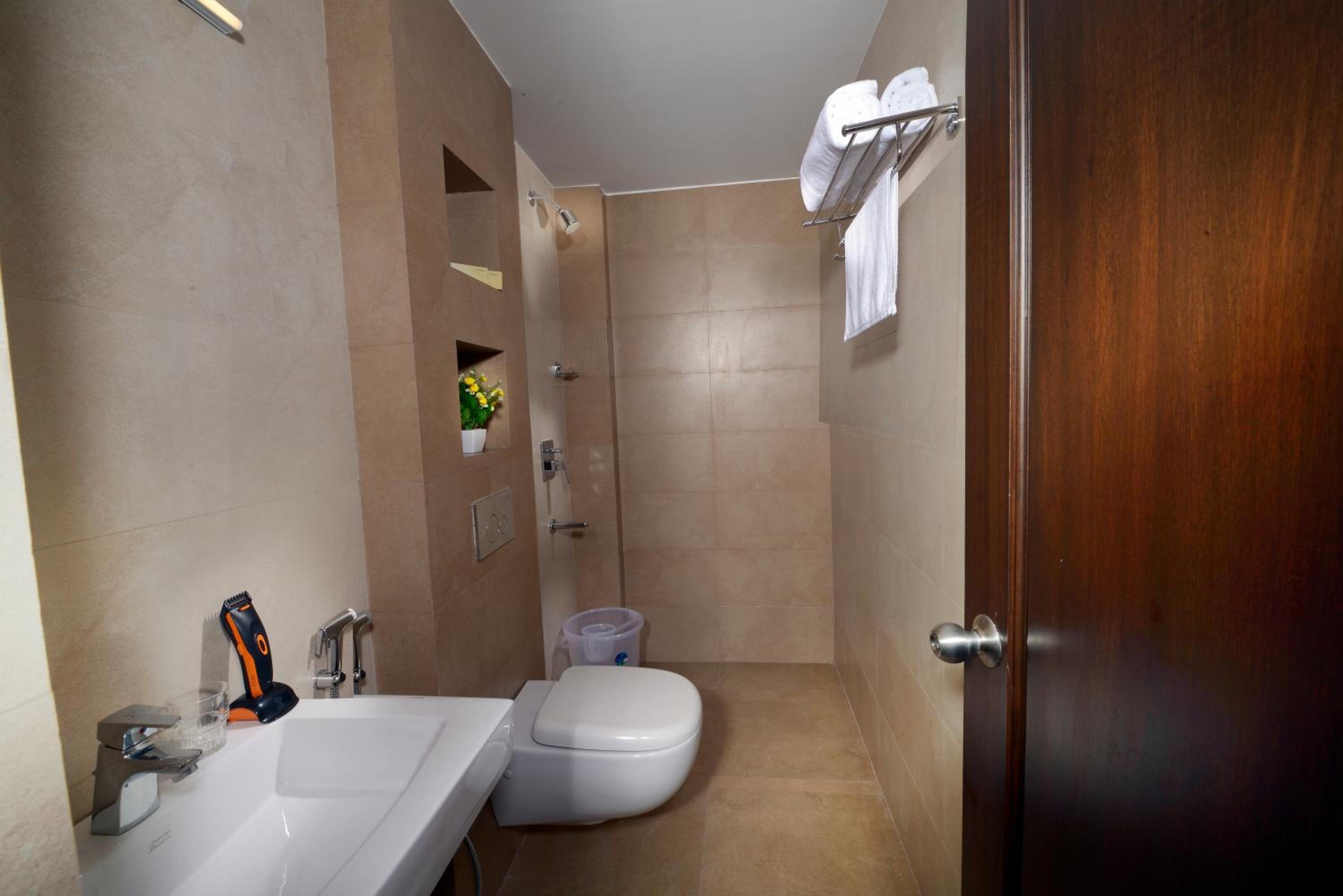 Standard Double Room - Photo 4