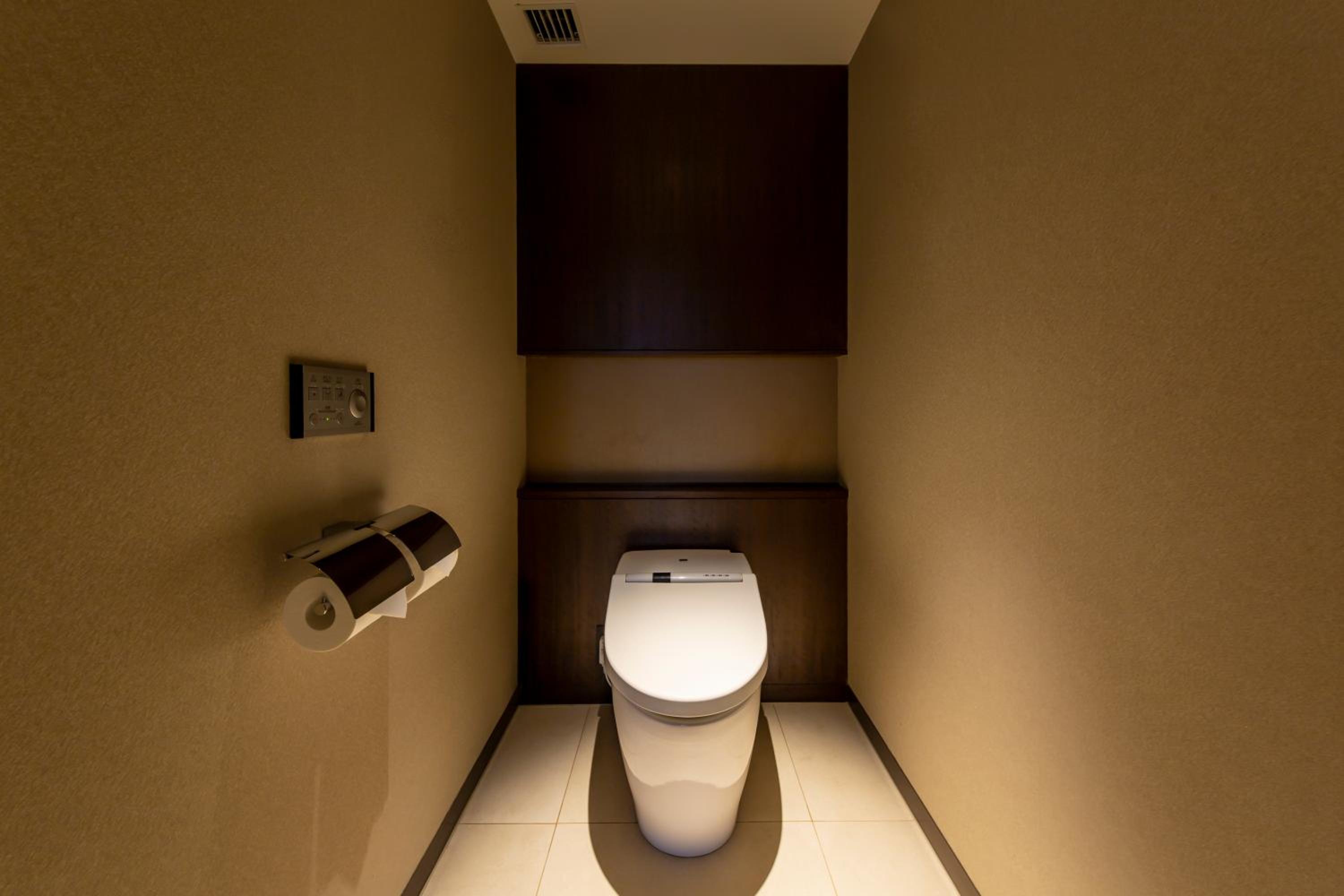 Suite - Photo 7