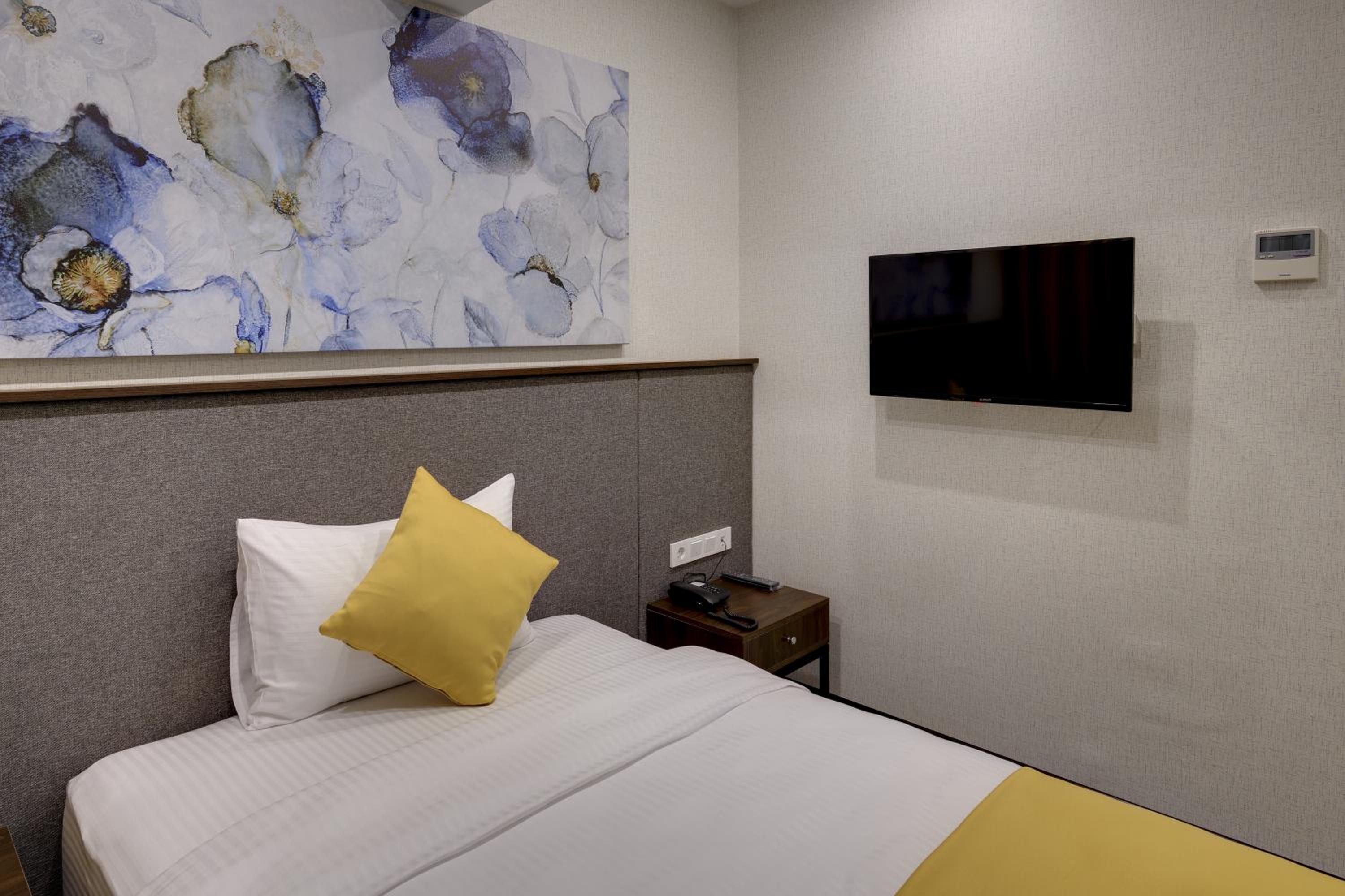Standard Single Room photo 3