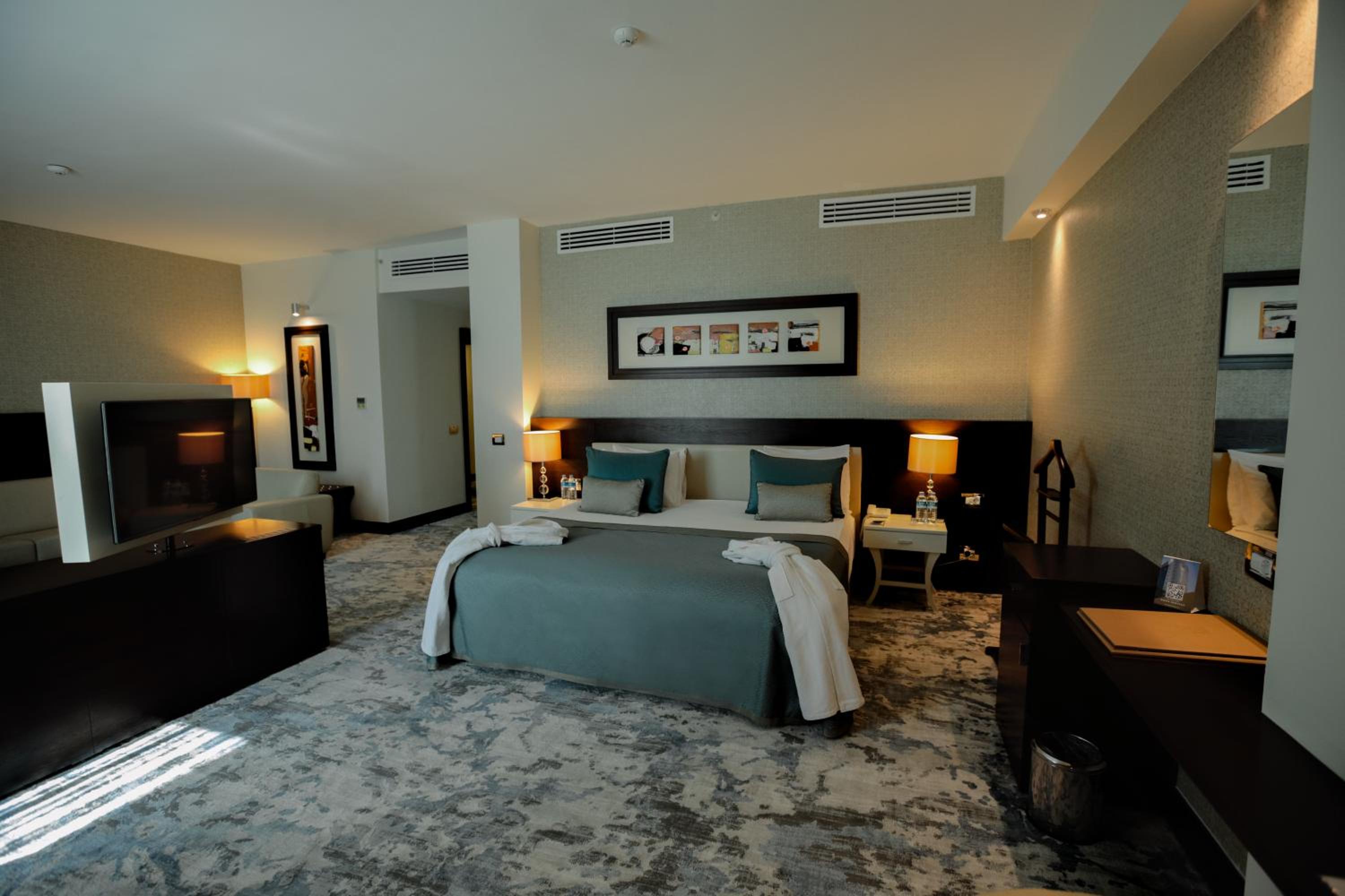 Junior Suite - Photo 11