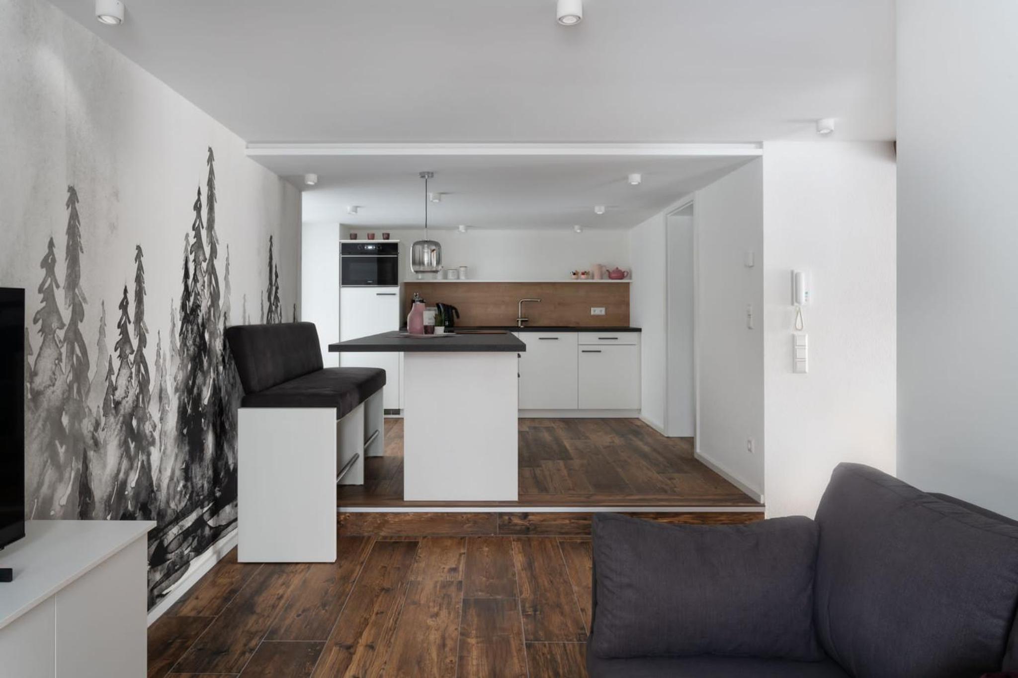 One-Bedroom Apartment photo 1