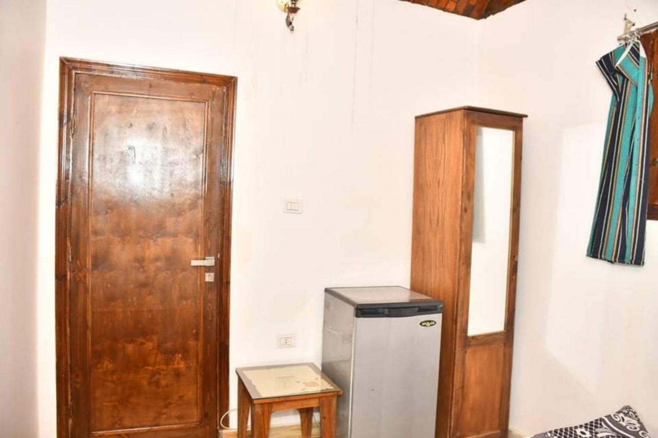 Double Room with Private Bathroom - Photo 3