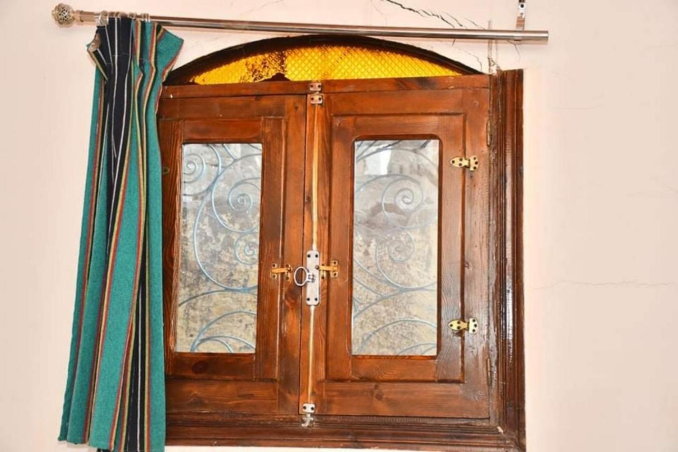 Double Room with Private Bathroom - Photo 4