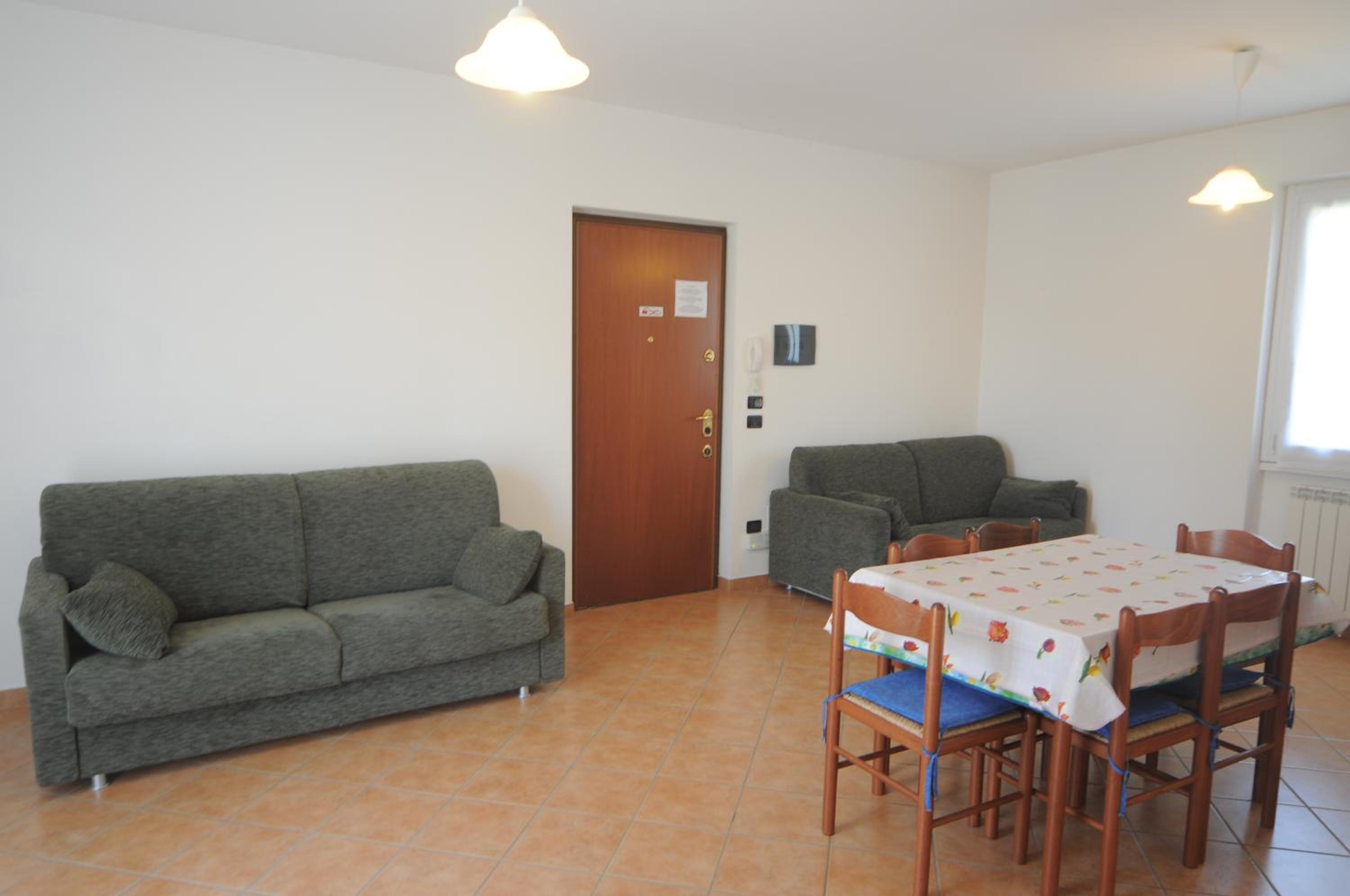 One-Bedroom Apartment With Balcony