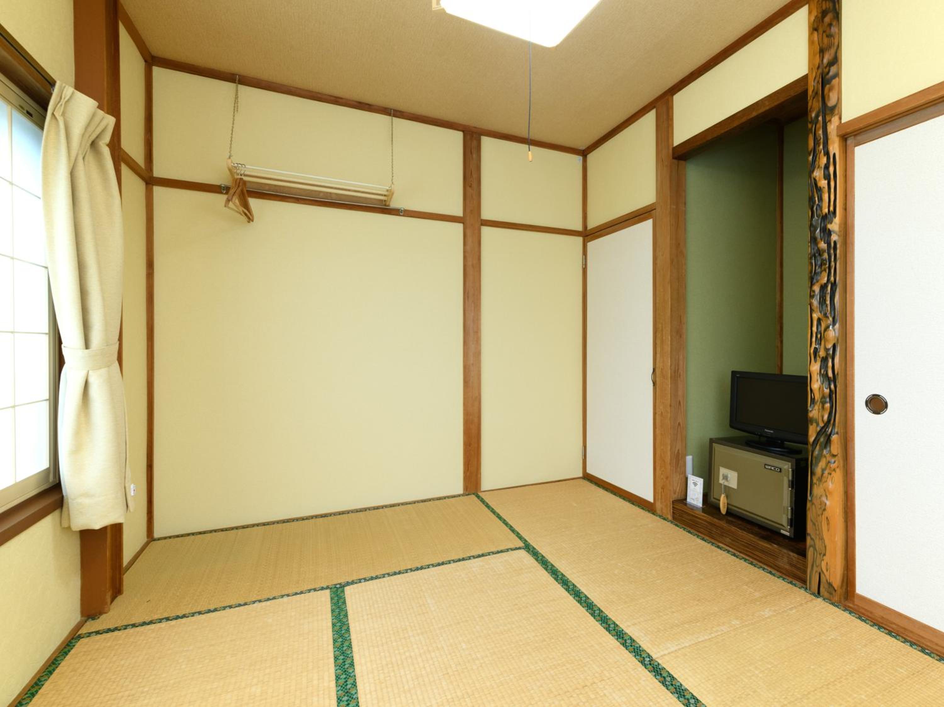 Twin Room with Shared Bathroom