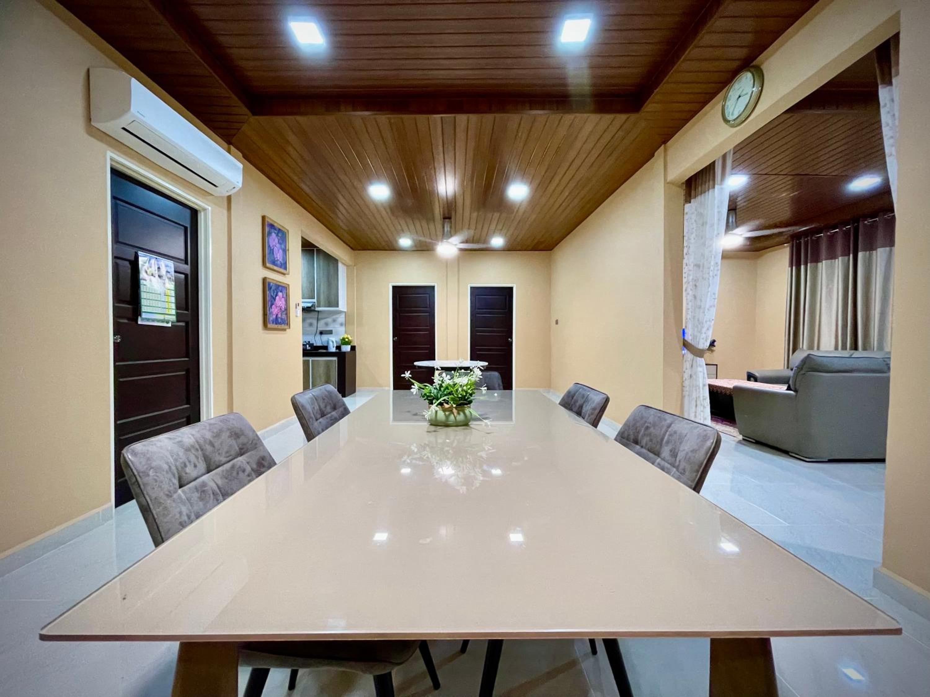 Villa with Private Pool photo 3
