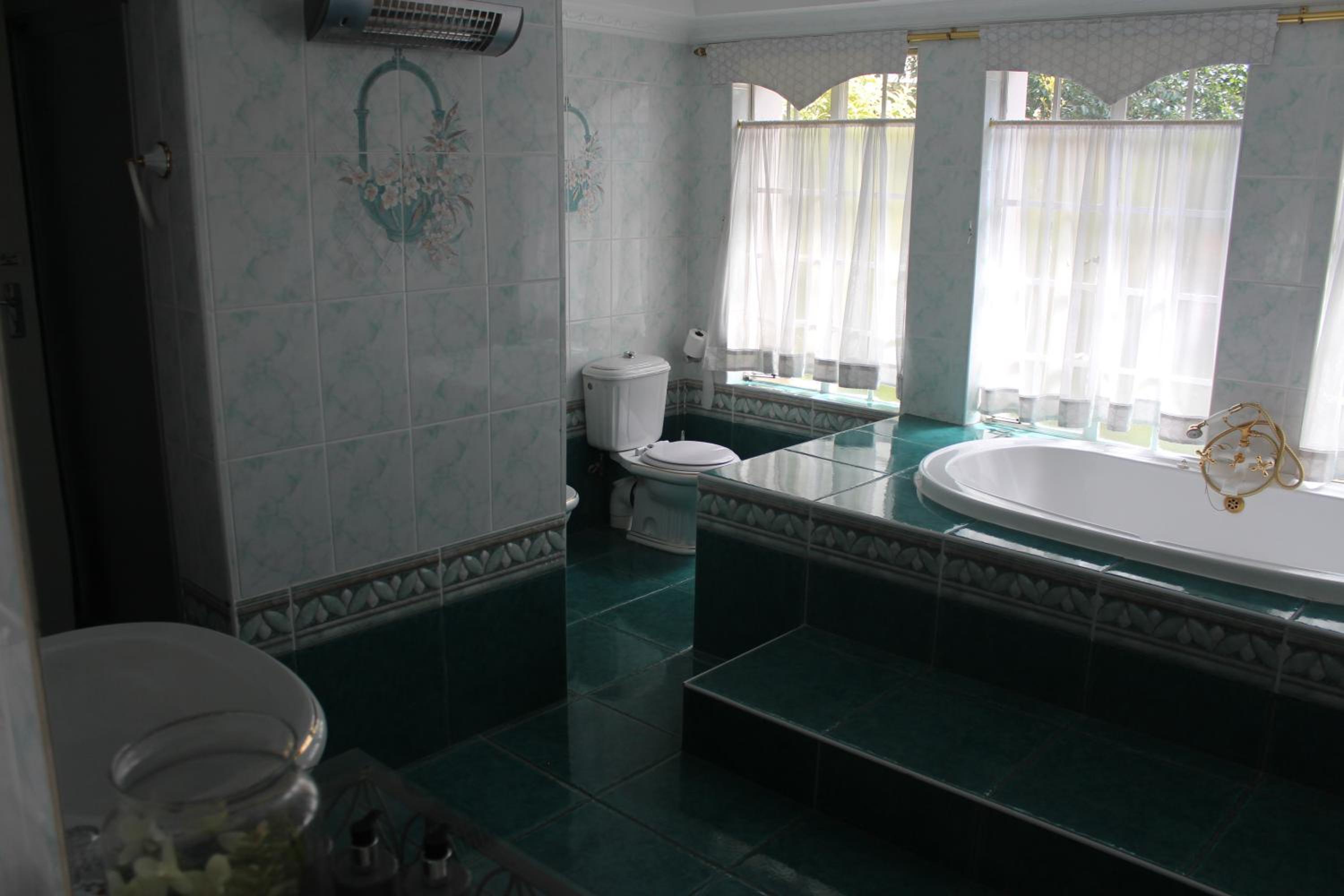 Twin Room - Photo 7