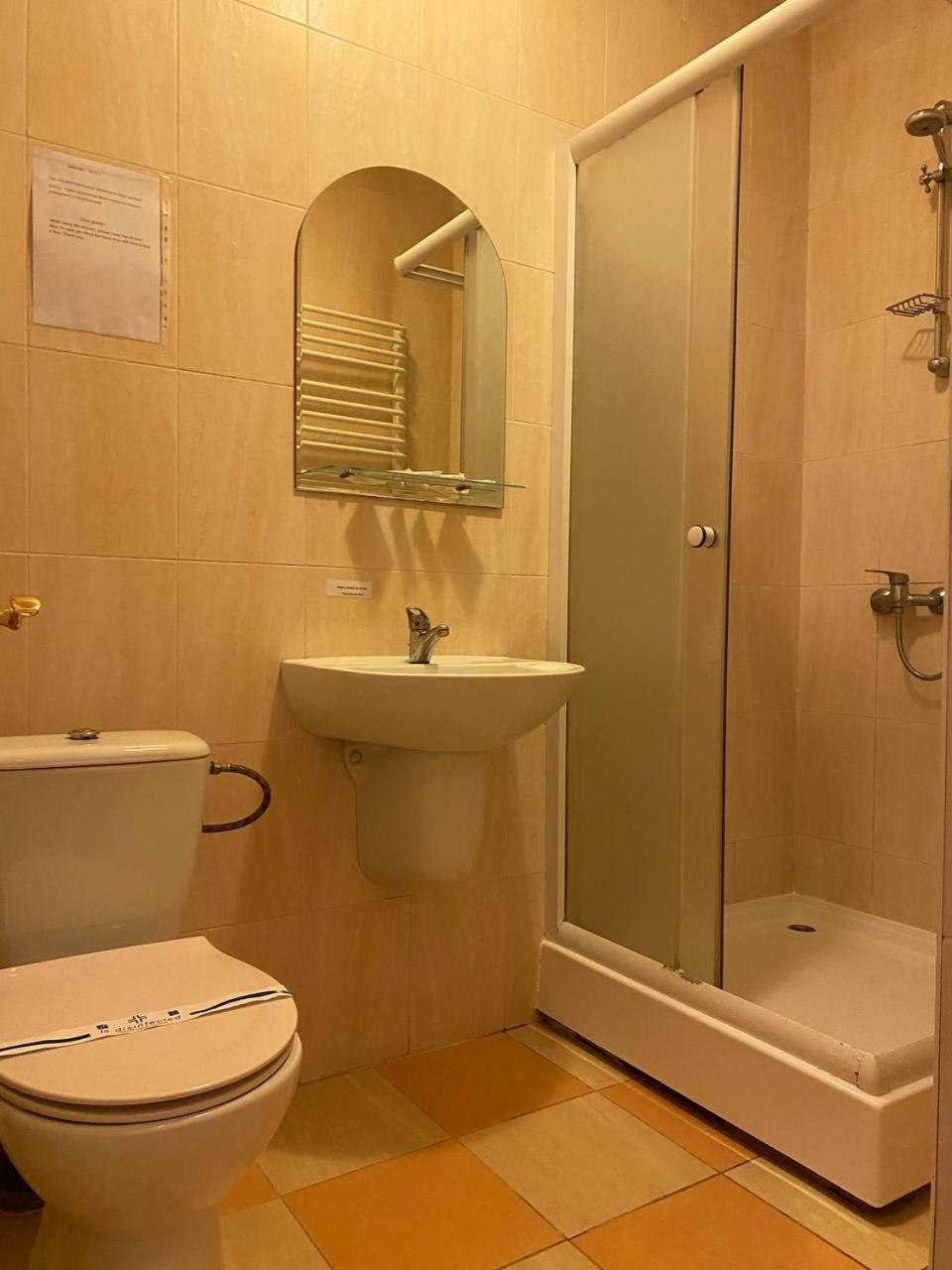 Twin Room with Bathroom