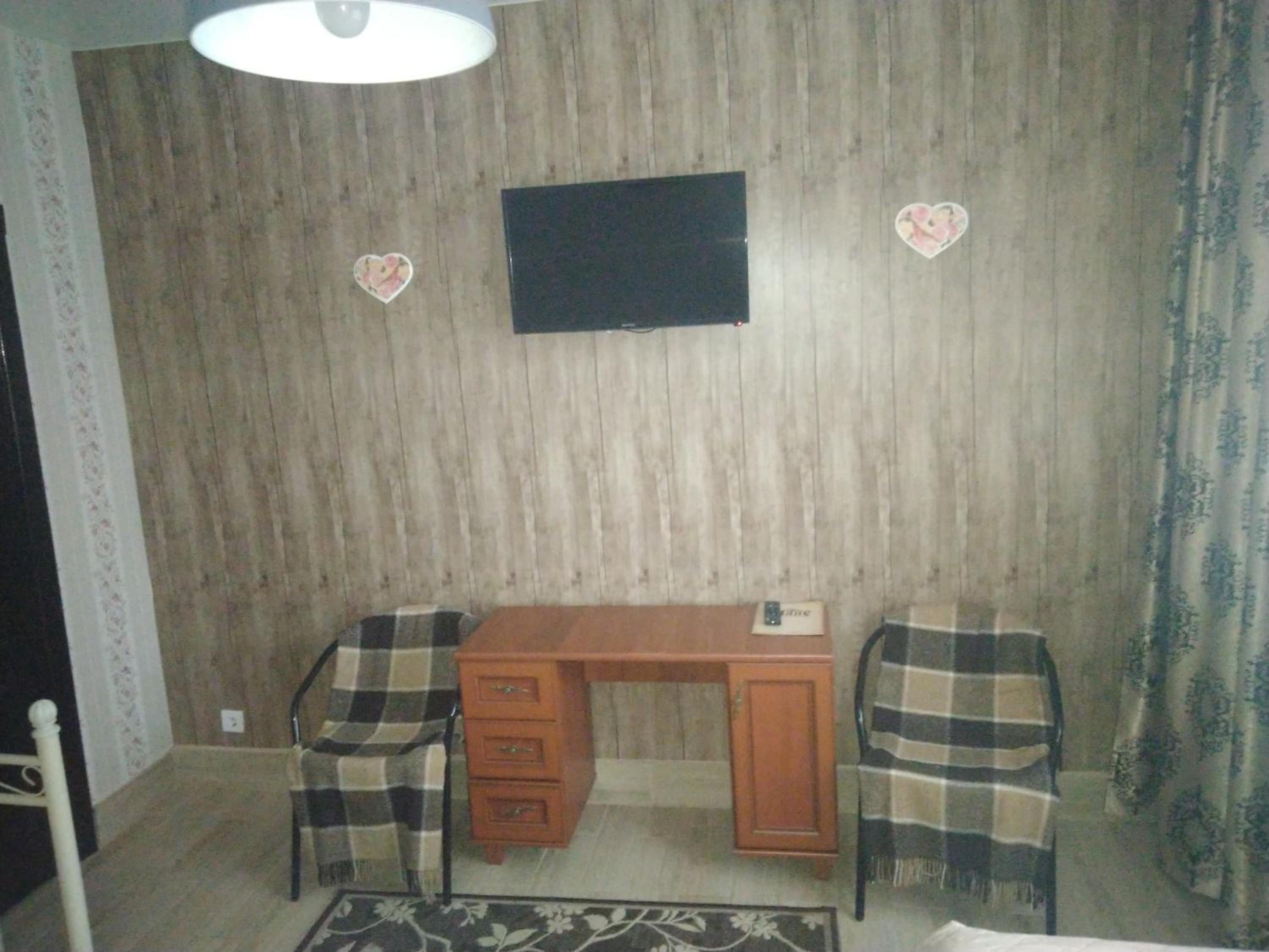Family Room photo 2
