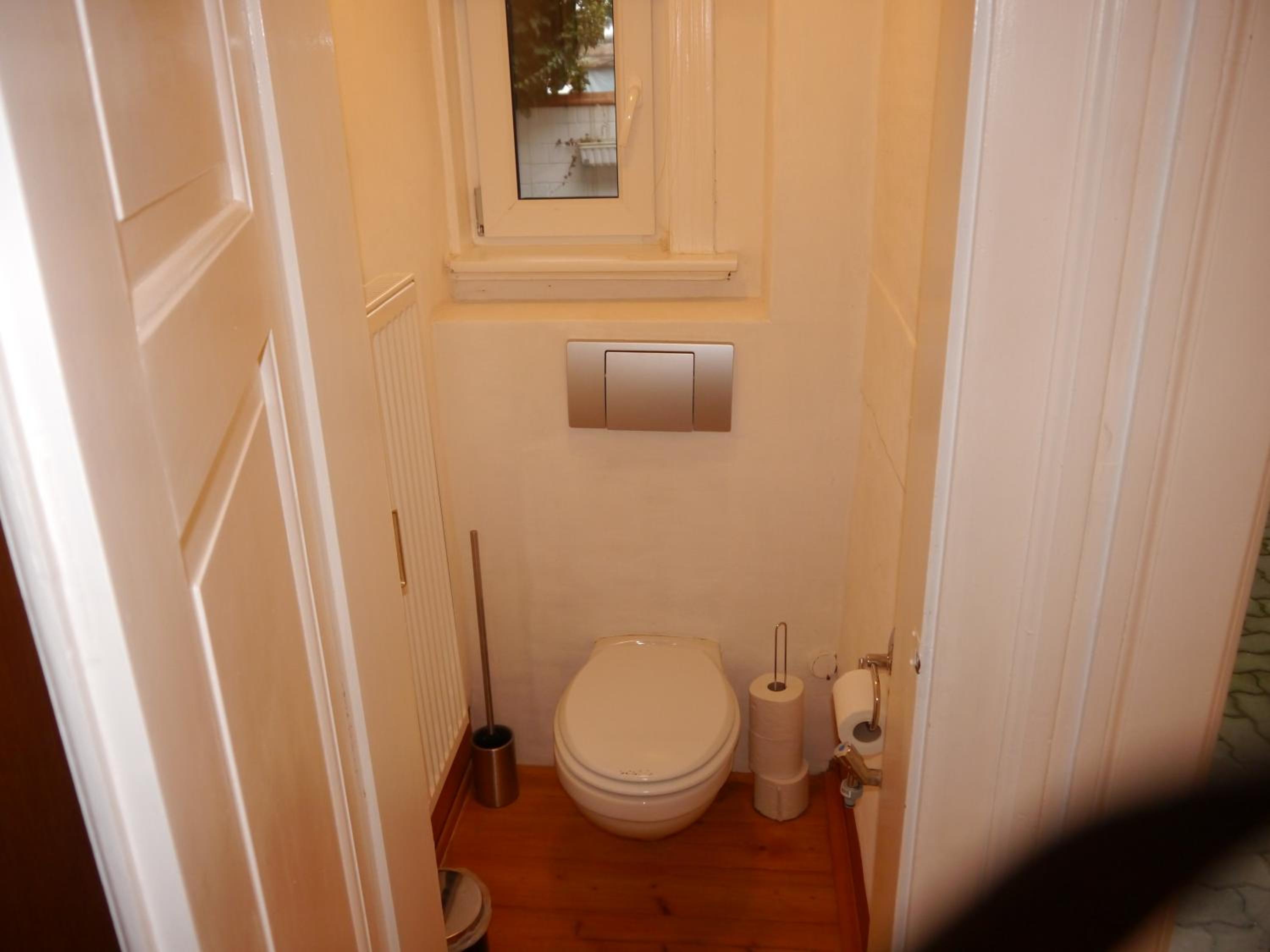 Two-Bedroom Apartment - Photo 10