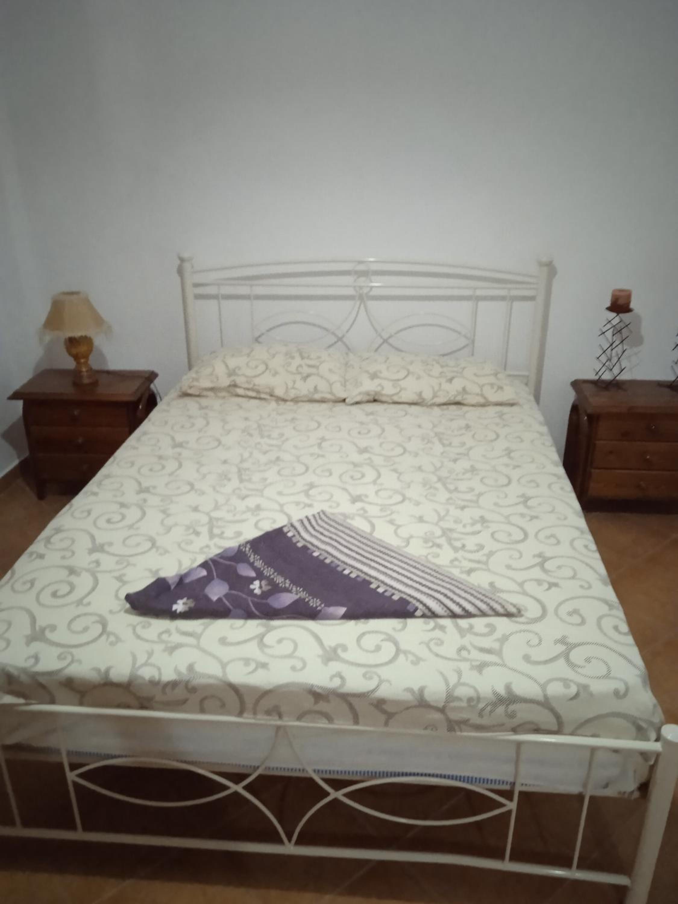 One-Bedroom House - Photo 9