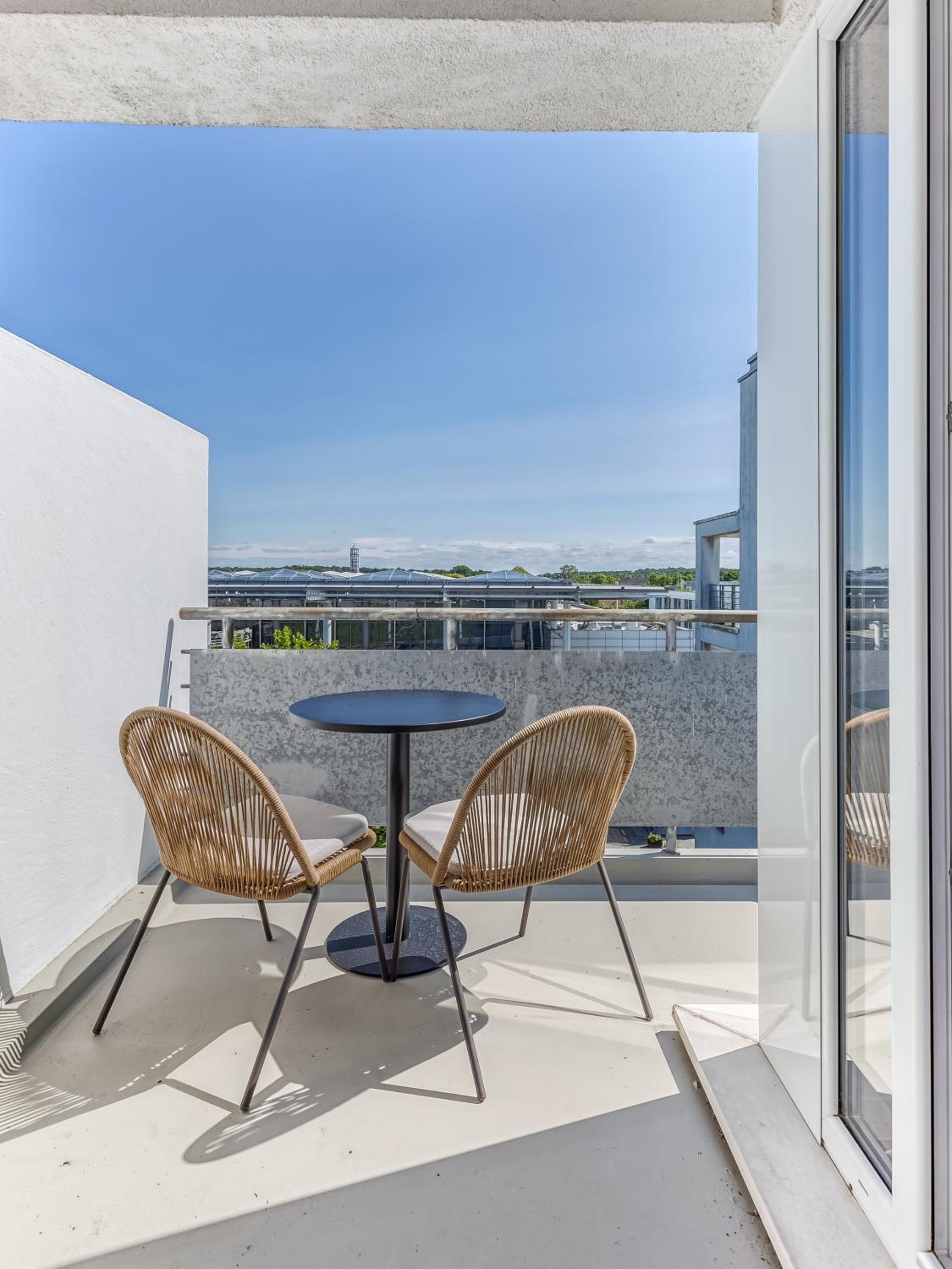 One-bedroom Suite XL with balcony - Photo 22