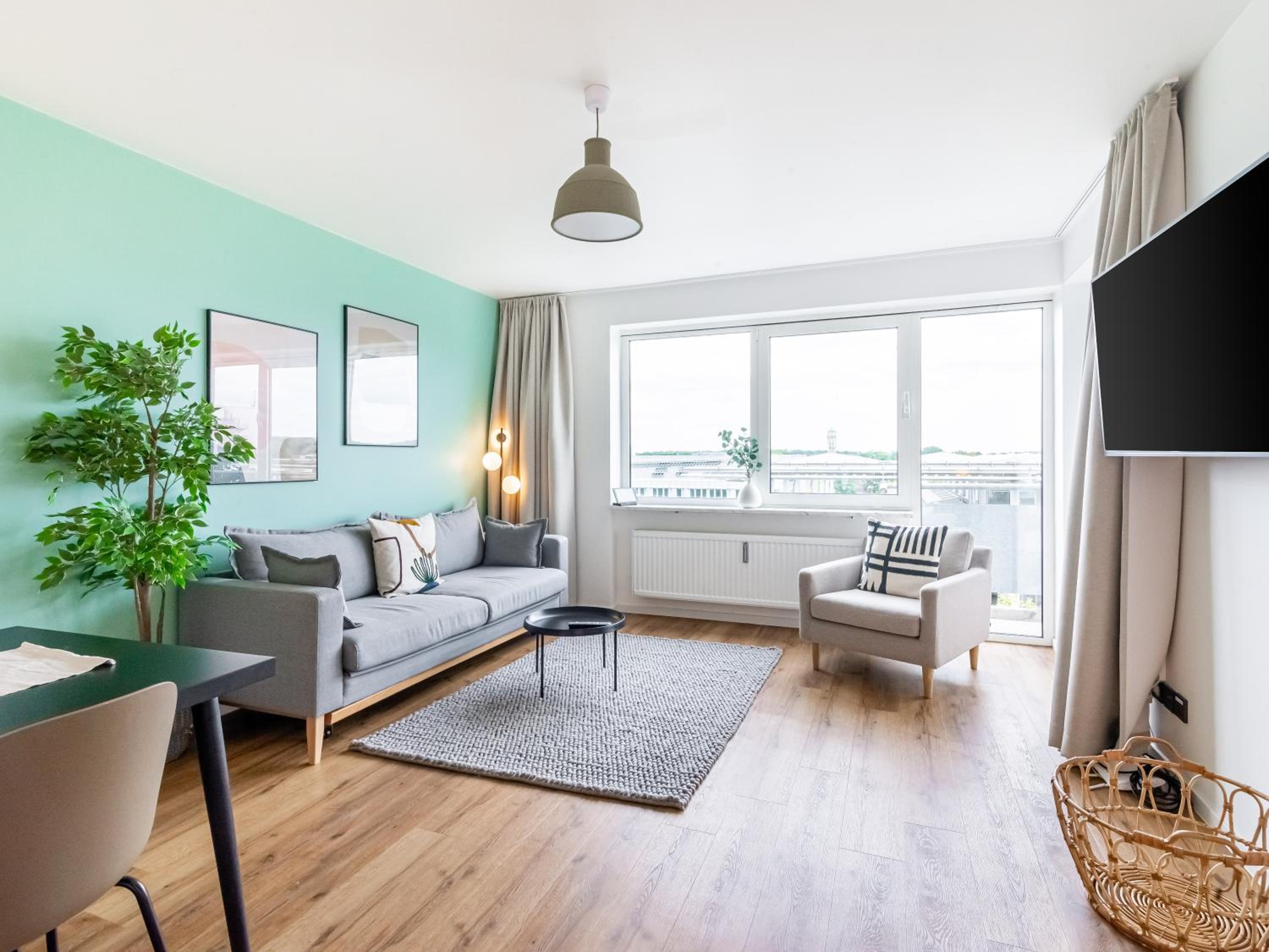 One-bedroom Suite XL with balcony - Photo 23