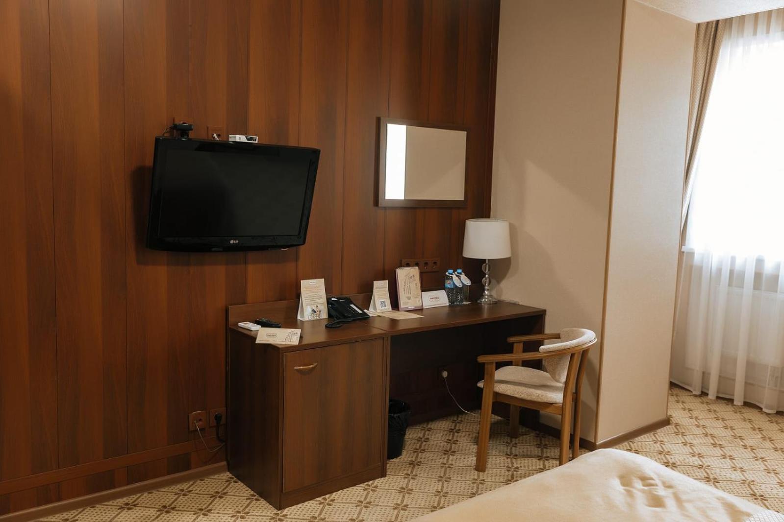 Standard Single Room with Shower photo 2