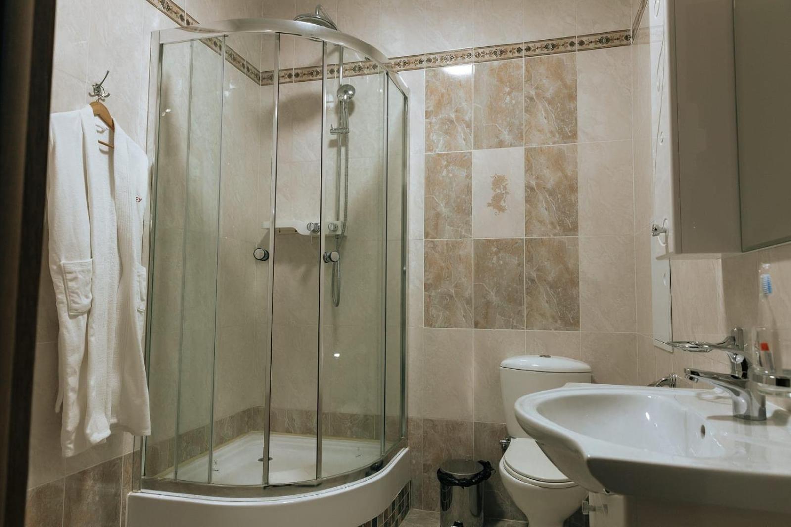 Standard Single Room with Shower photo 1