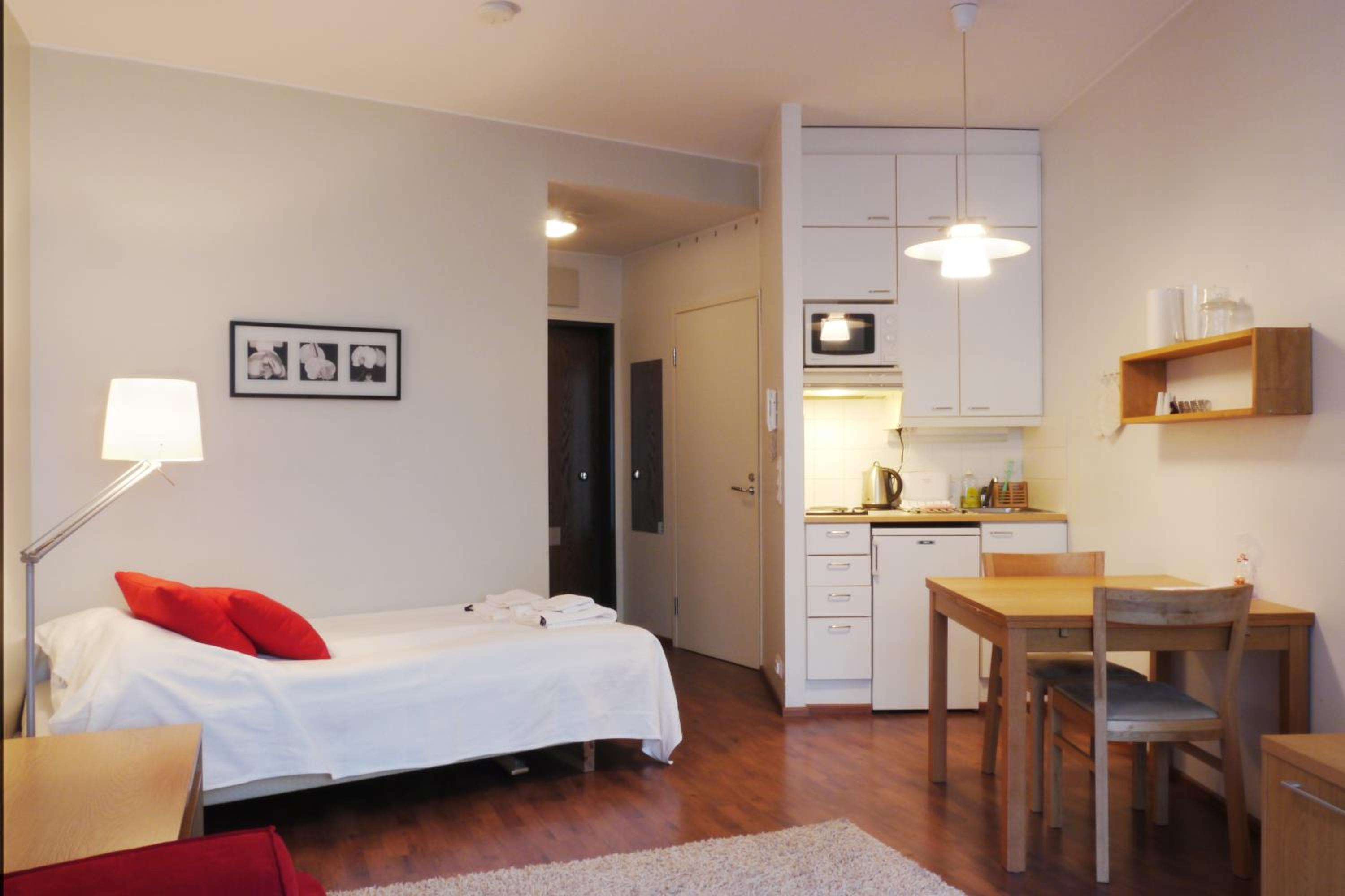 Studio Apartment - Photo 7