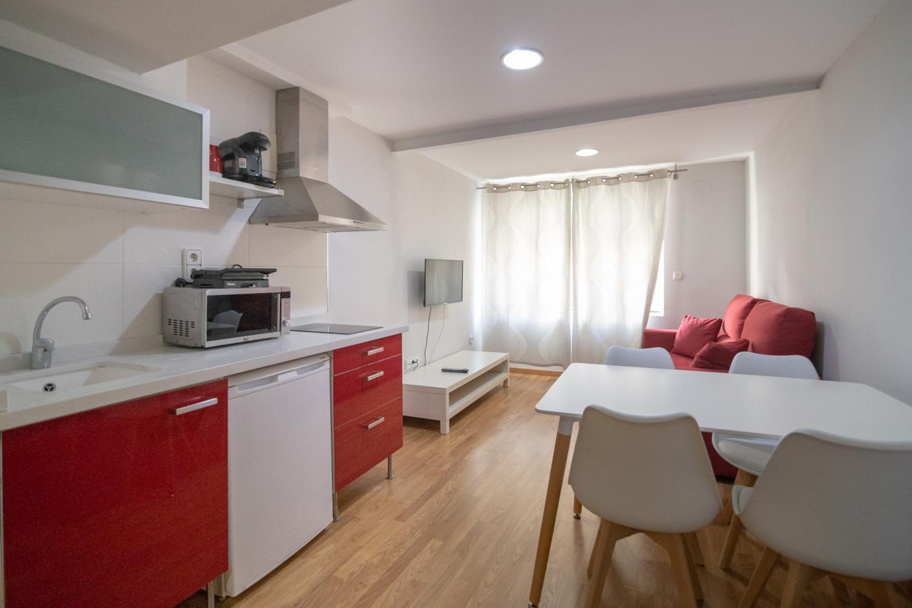One-Bedroom Apartment (4 Adults) - Photo 12