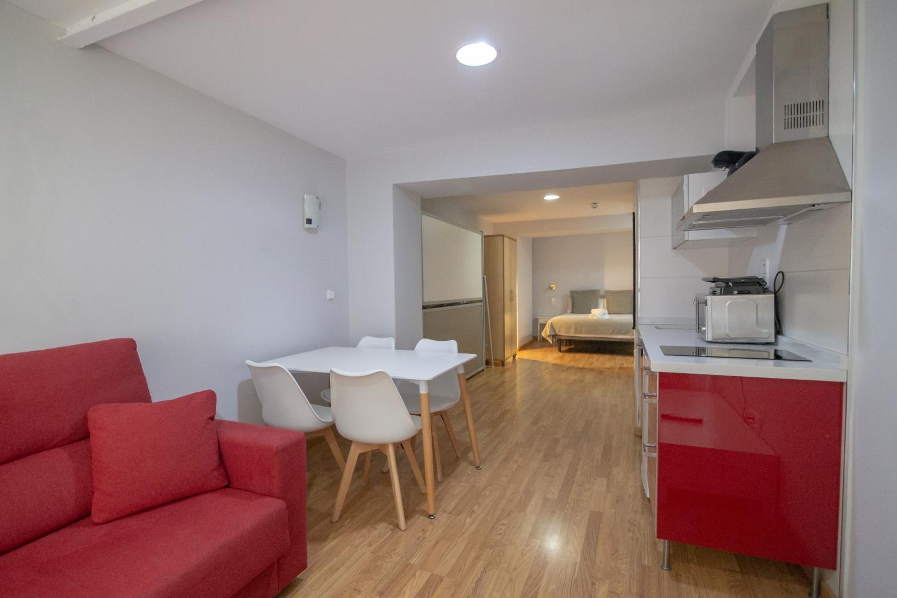 One-Bedroom Apartment (4 Adults) - Photo 14