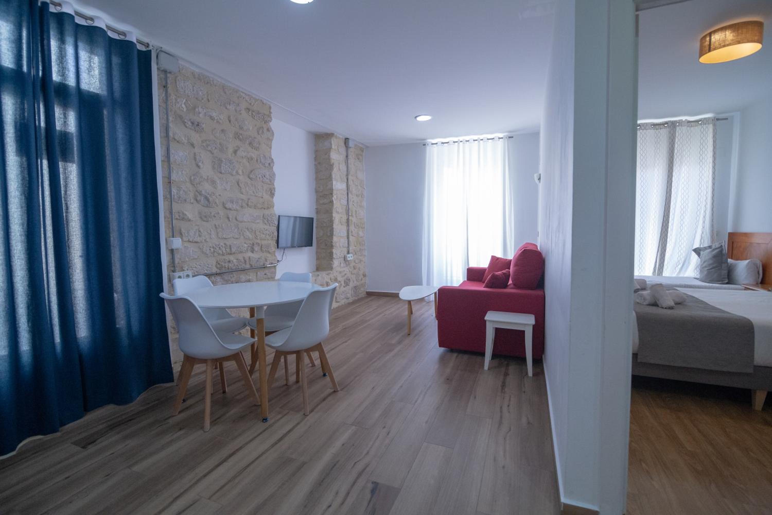 One-Bedroom Apartment (4 Adults) - Photo 10