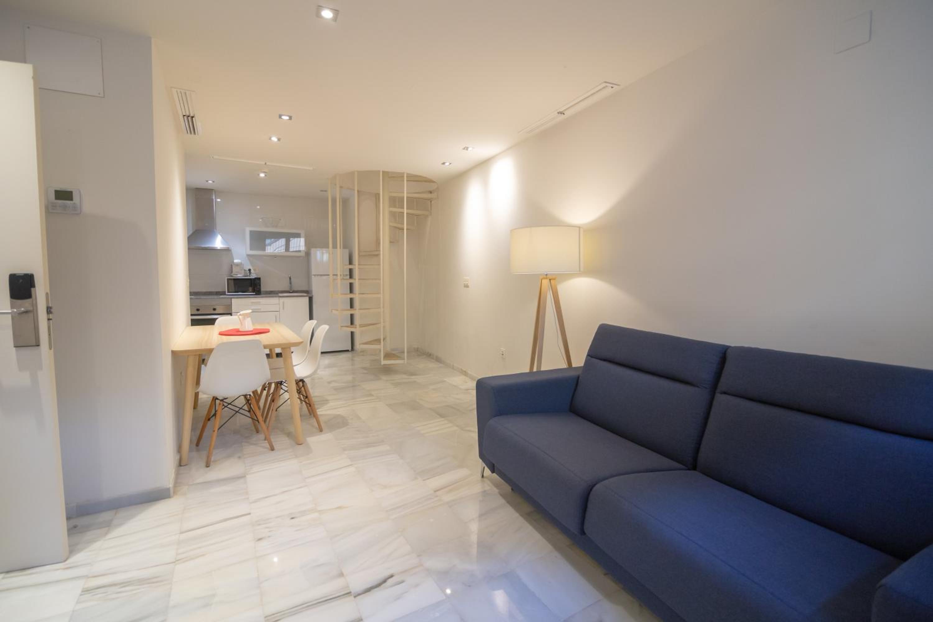 One-Bedroom Apartment (4 Adults) - Photo 4