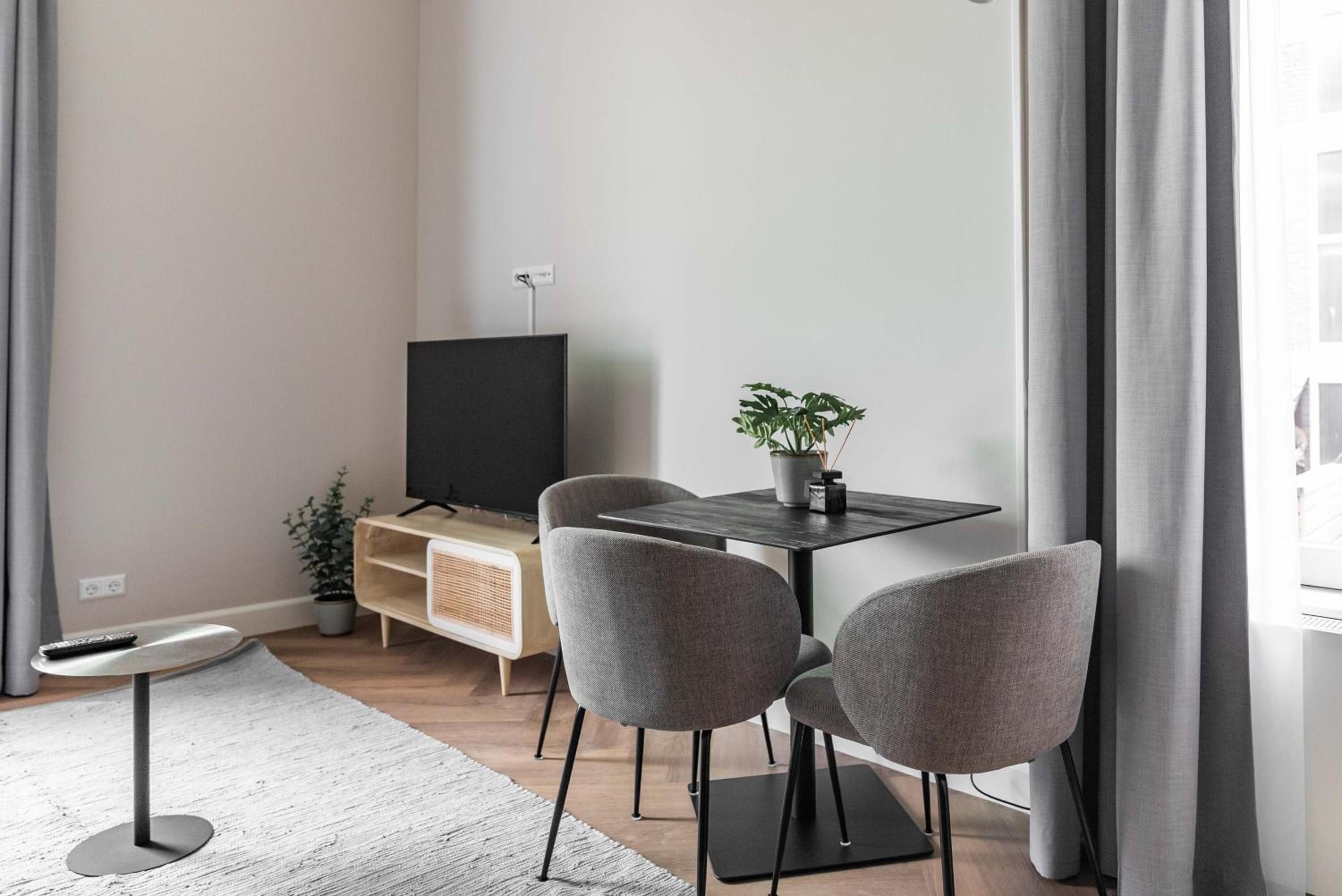 Suite XL - Photo 8