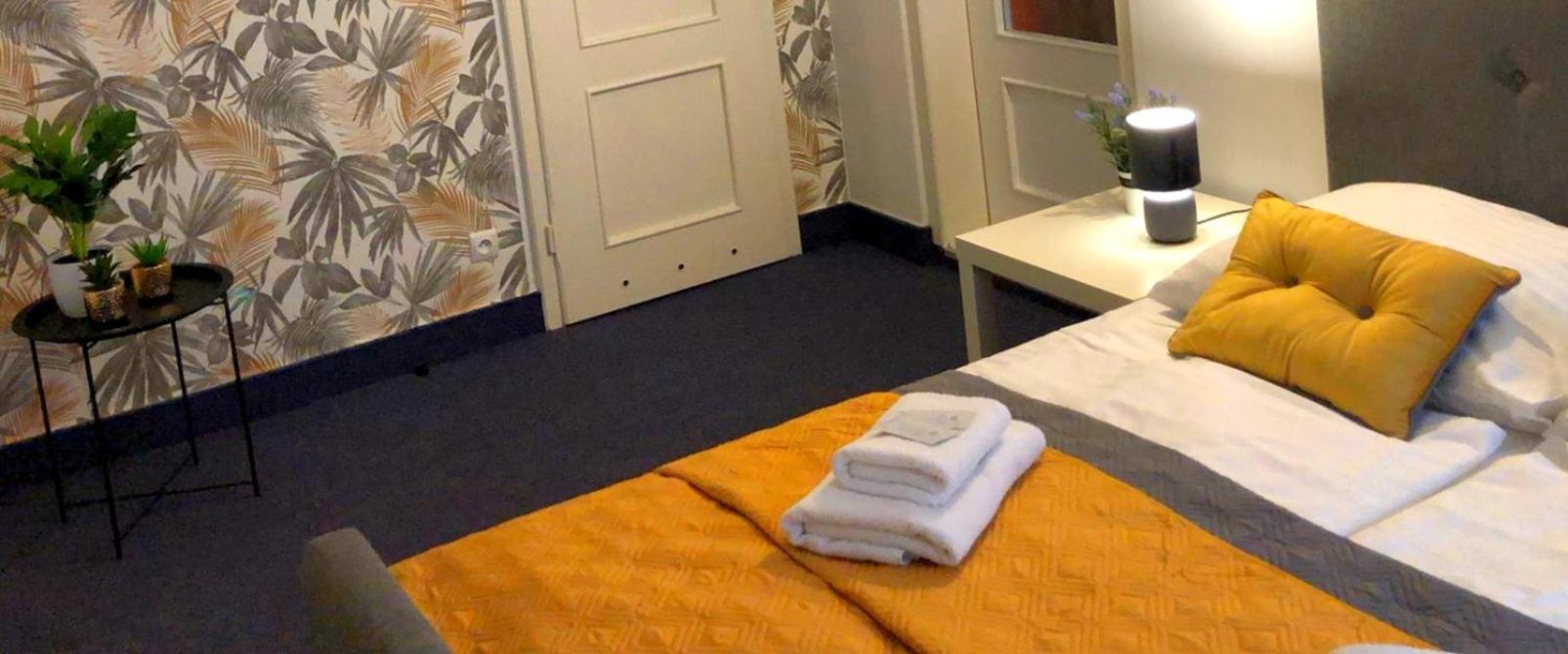One-Bedroom Apartment - Photo 8