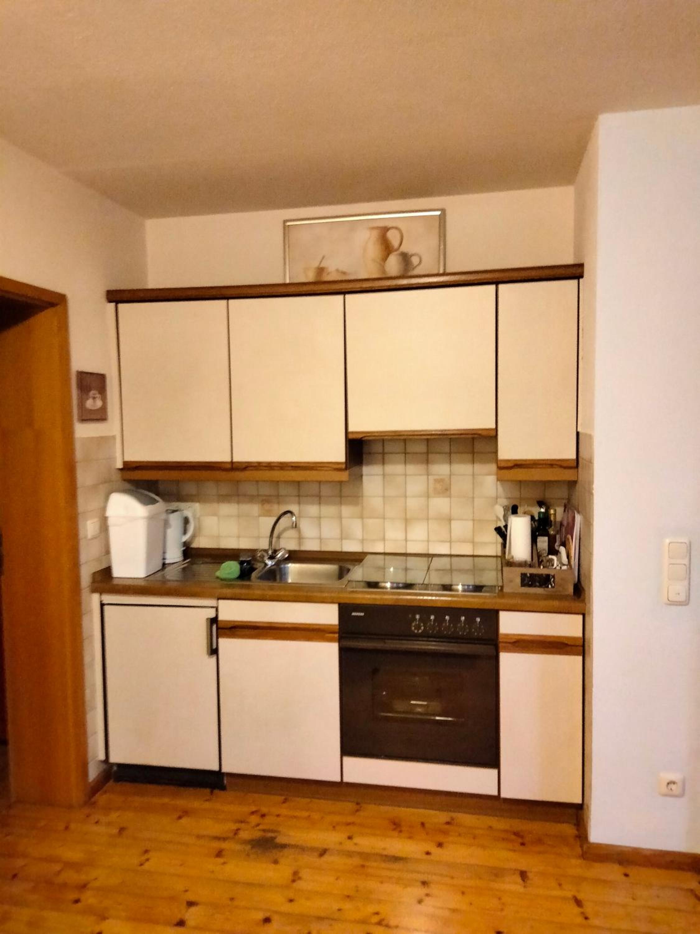 One-Bedroom Apartment - Photo 13