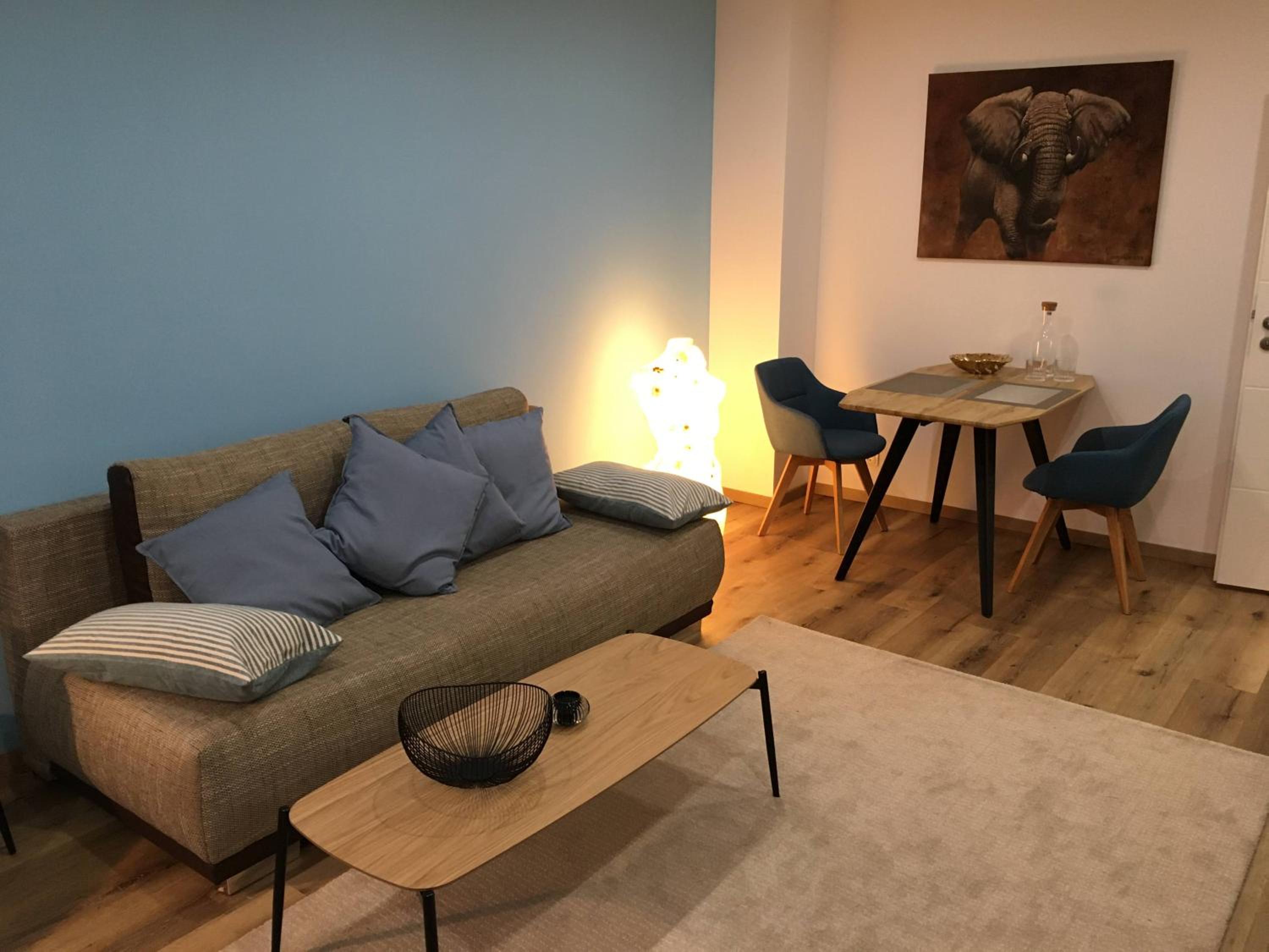 One-Bedroom Apartment - Photo 12