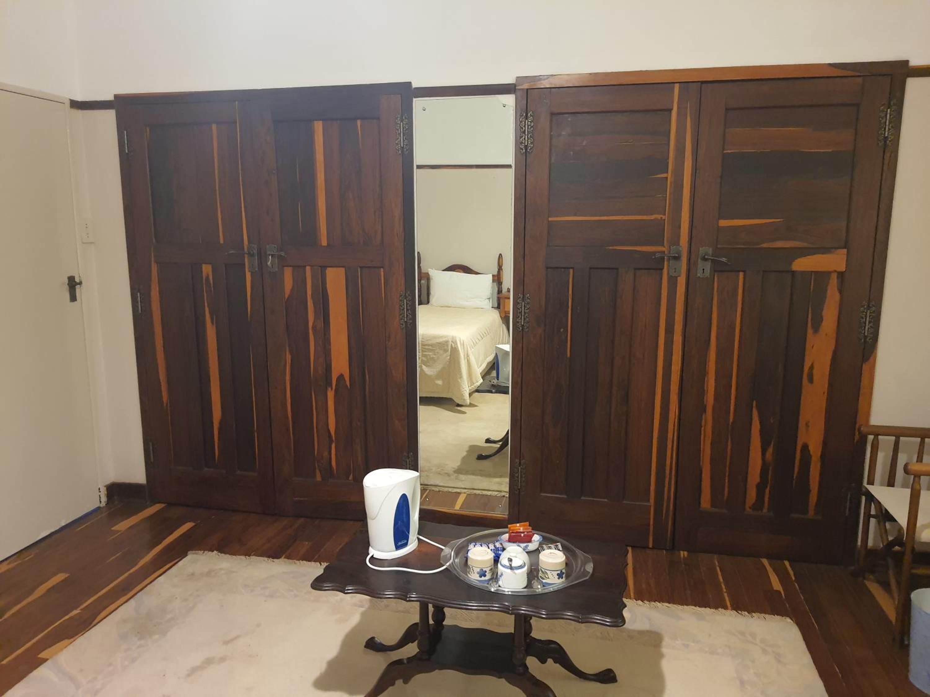 Budget Double Room - Photo 6